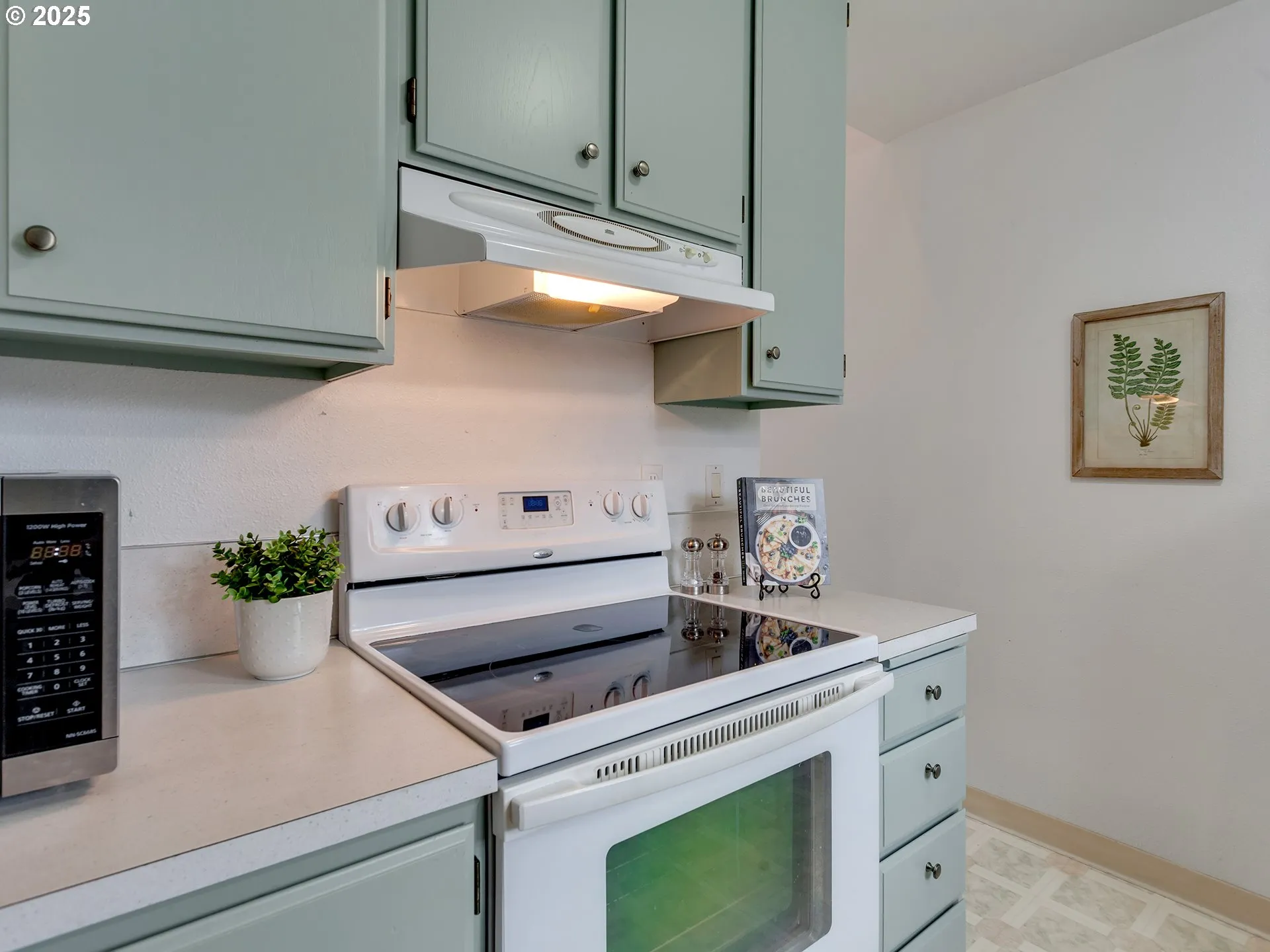 Kitchen-Oven