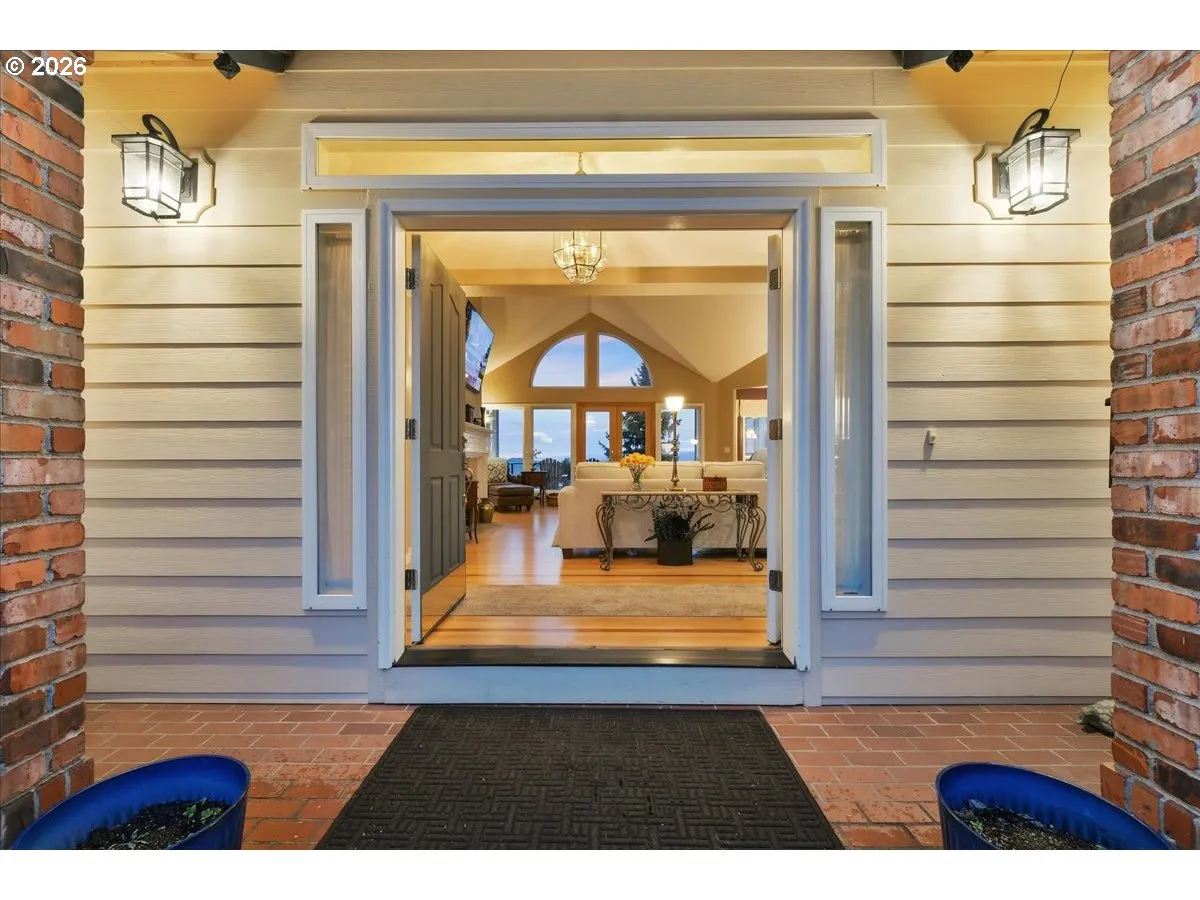 Entrance/Foyer
