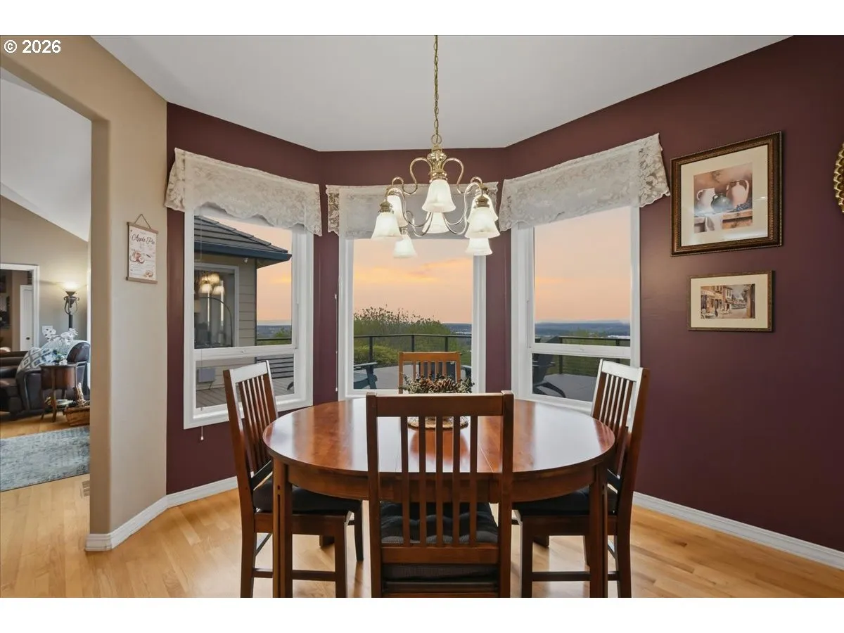 Kitchen/Nook