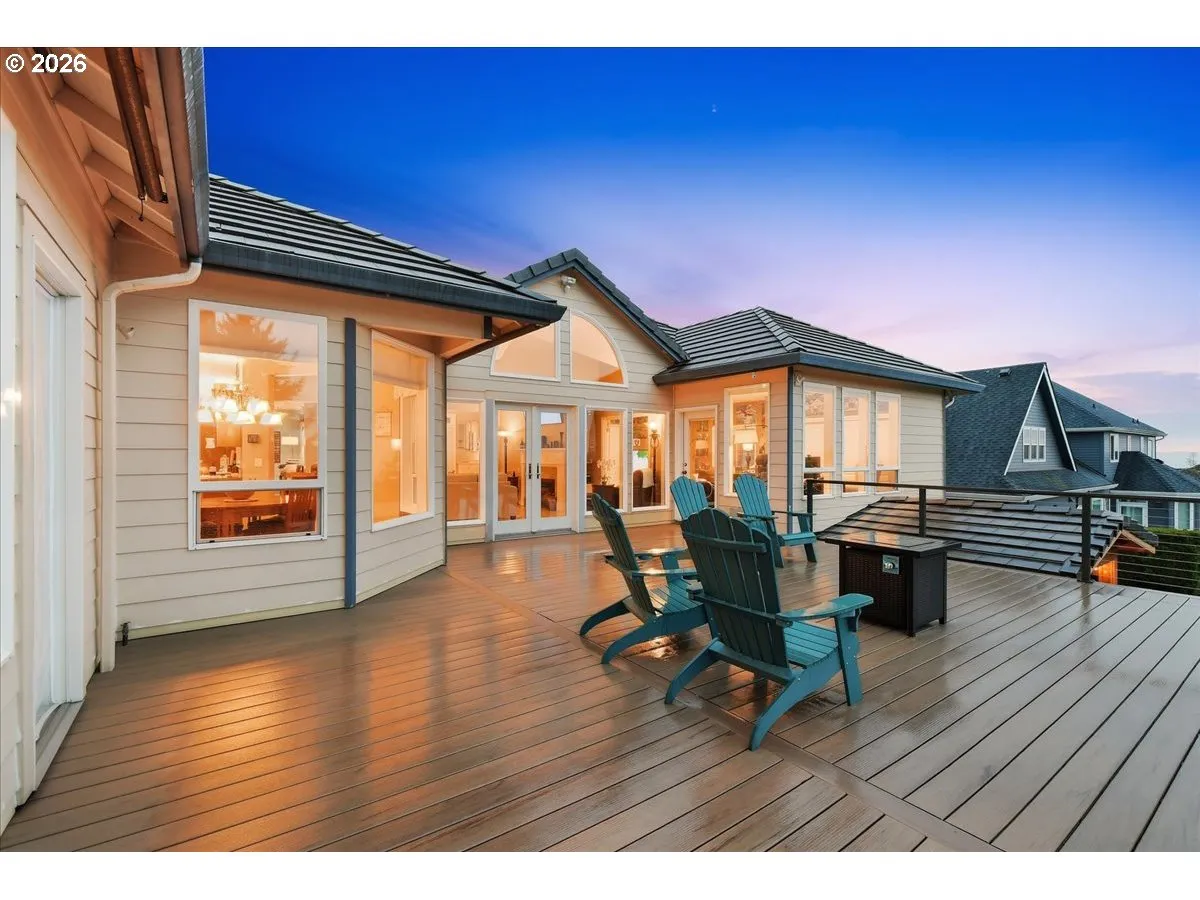 Deck-Main