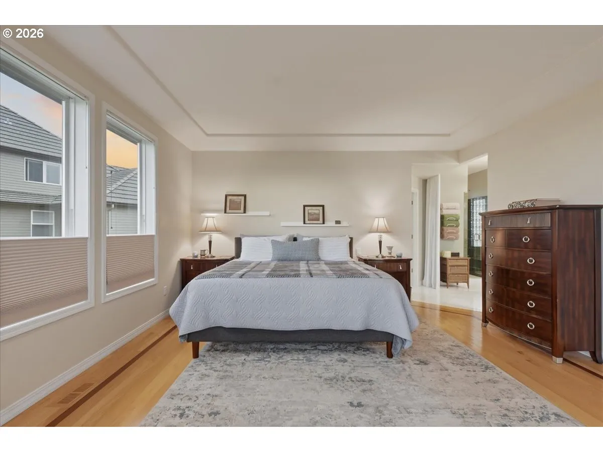 Bedroom, Owner's Suite-Main