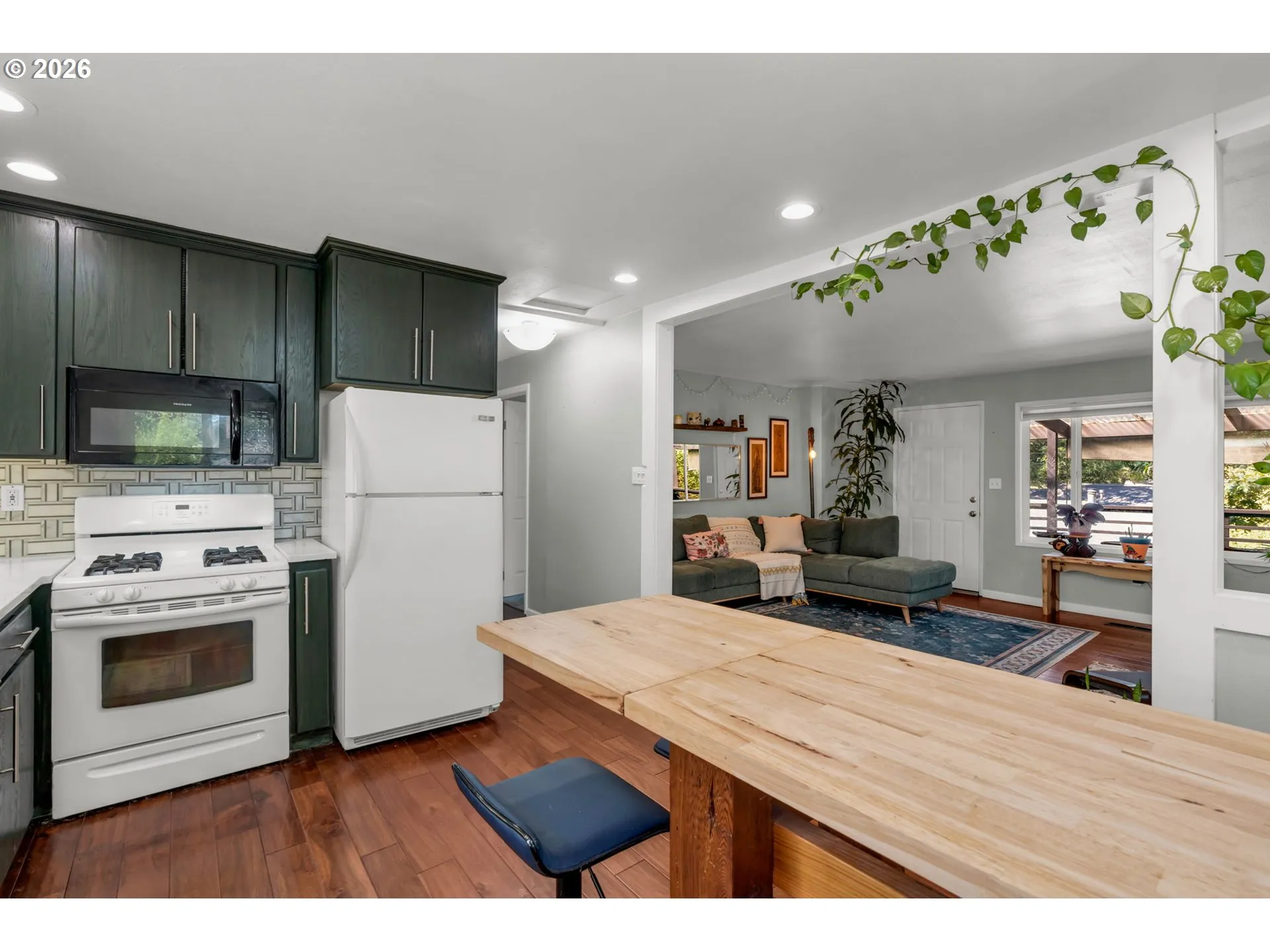 Kitchen-Oven