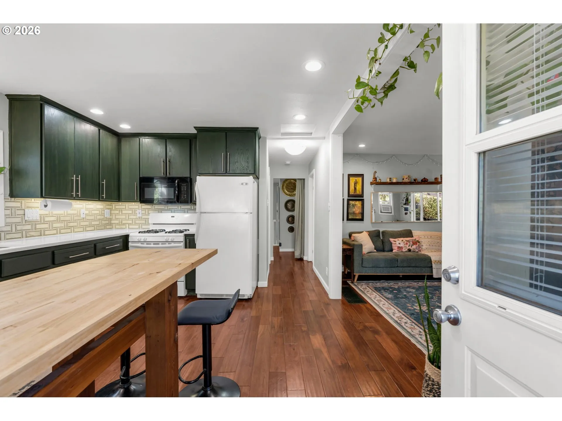 Kitchen/Living Room