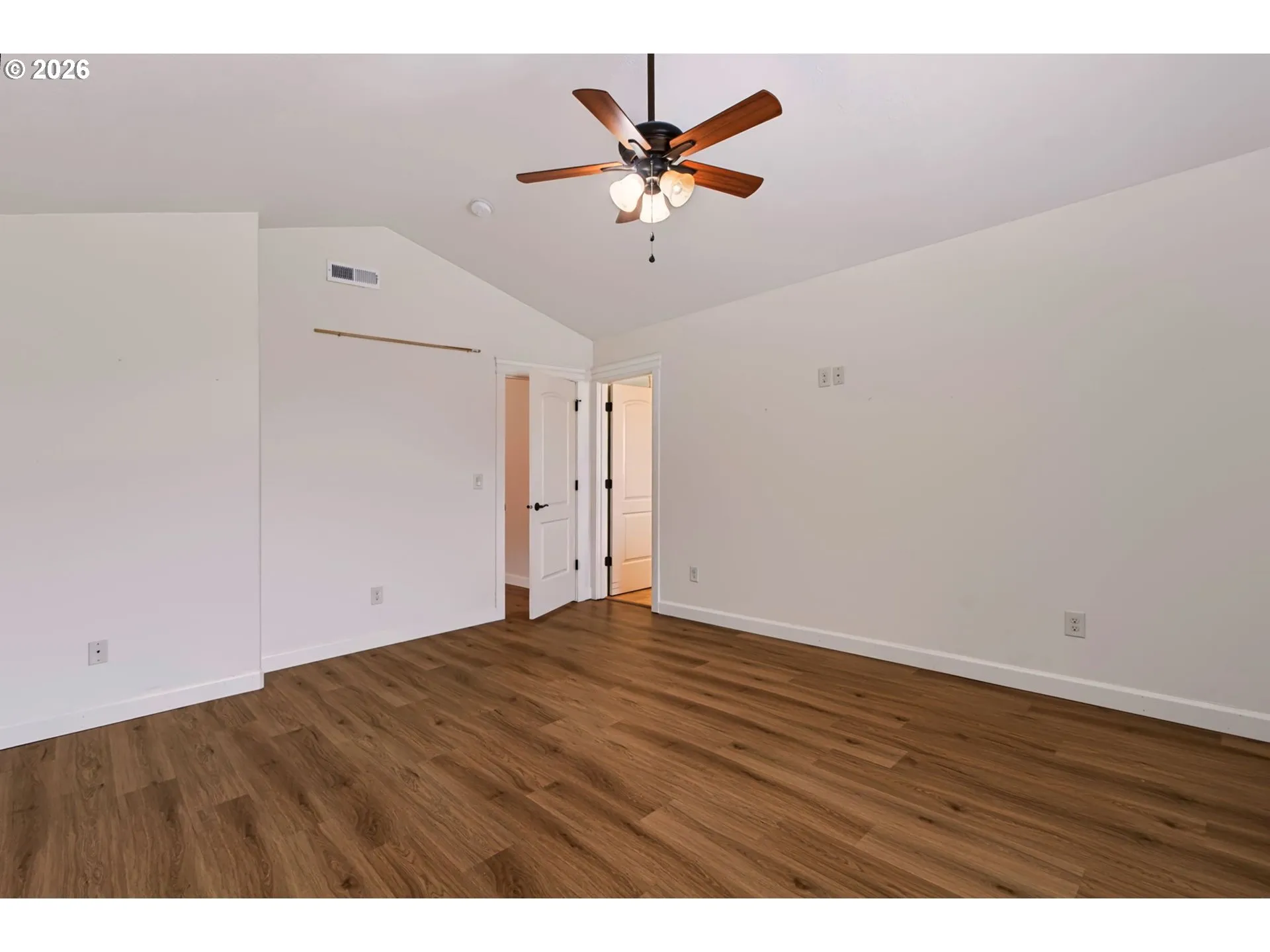 Bedroom, Primary-Ceiling Fan