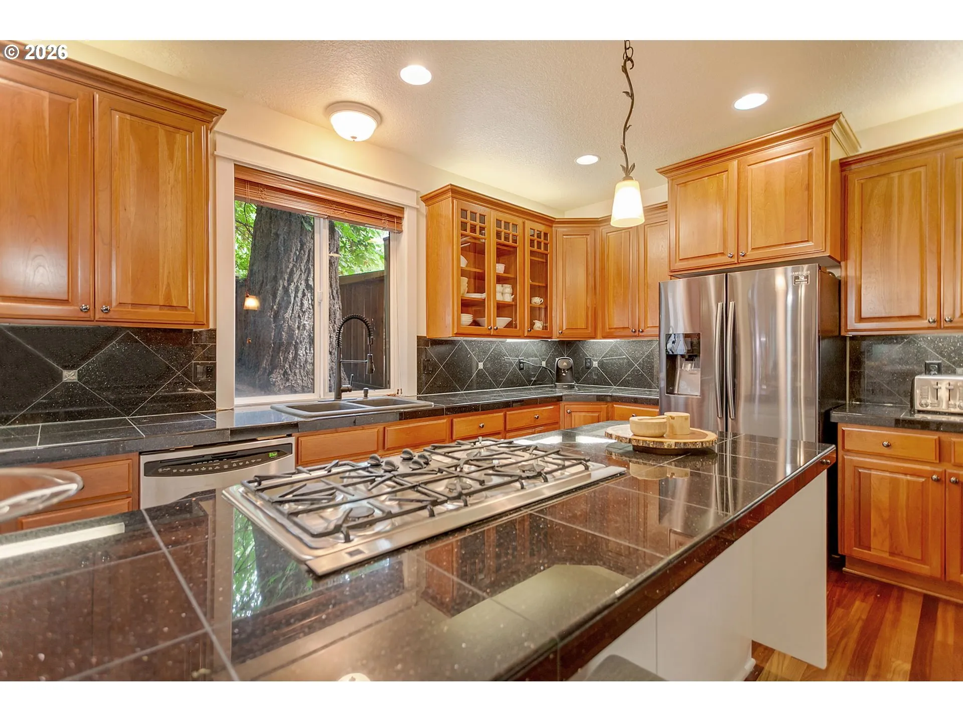 Kitchen-Cooking Island
