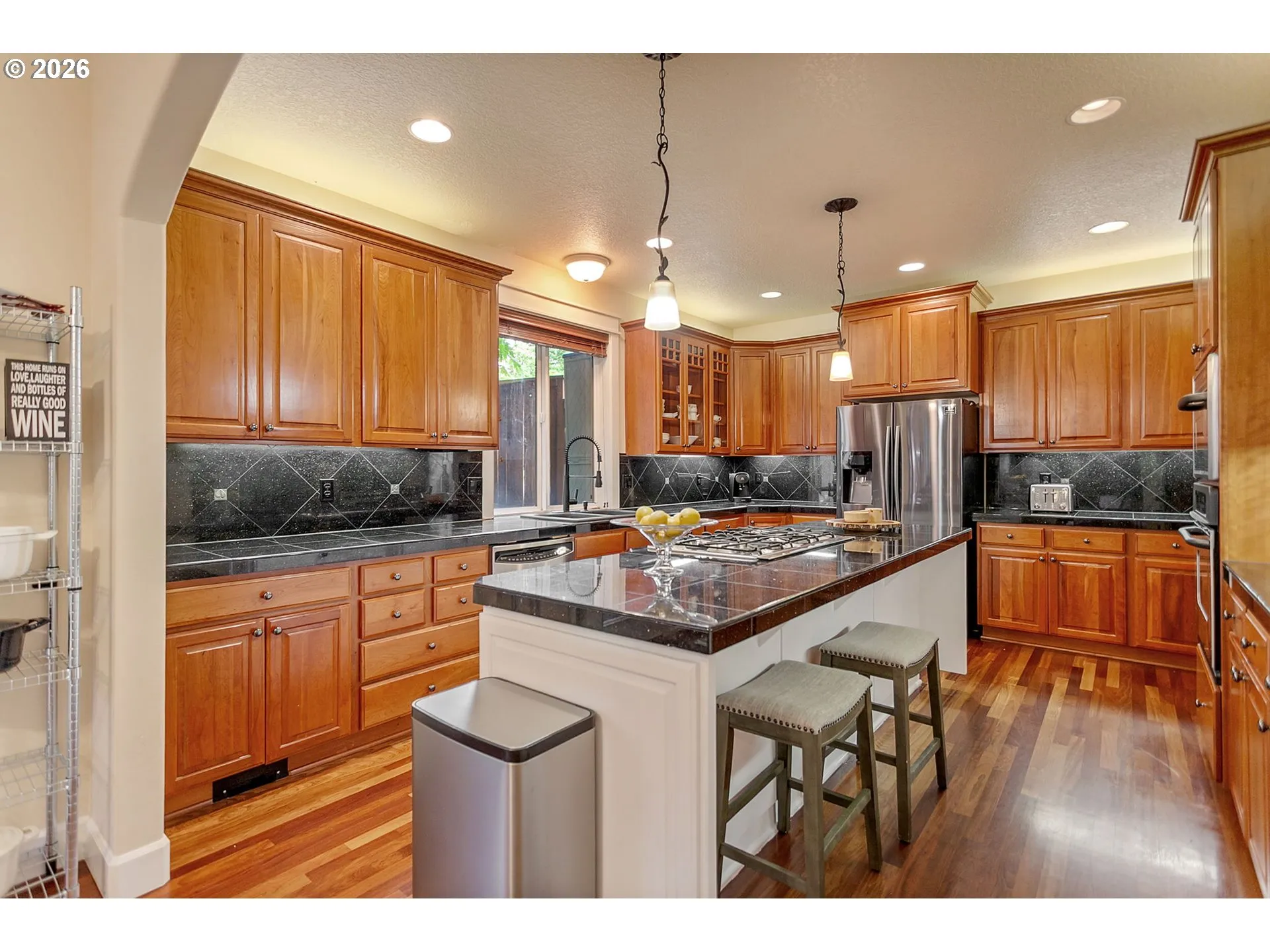 Kitchen-Cooking Island