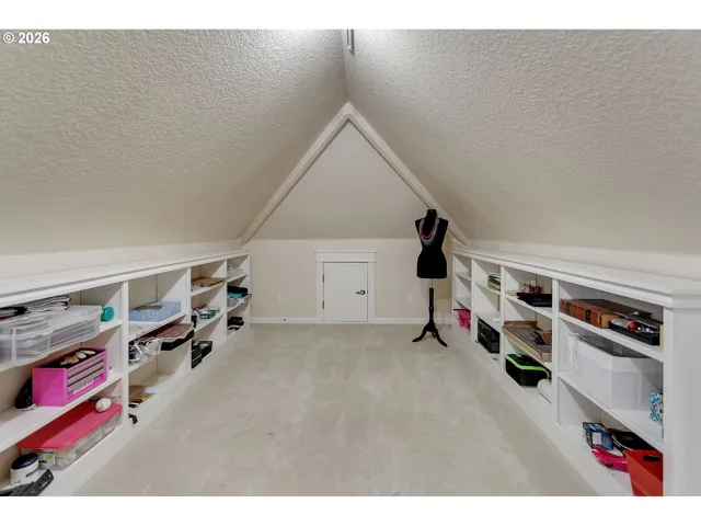 Bonus Room-Vaulted Ceilings