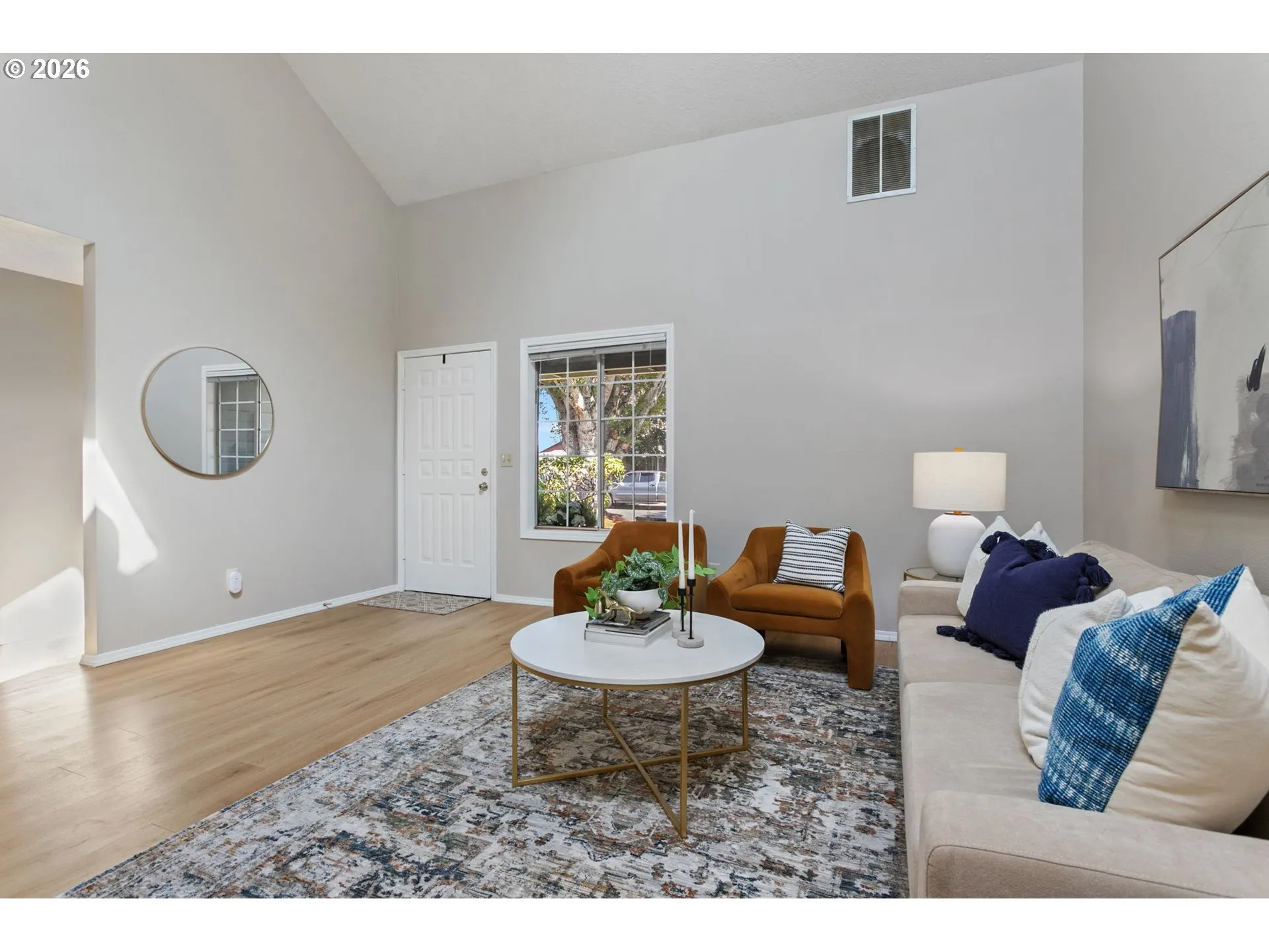 Living Room-Vaulted Ceilings