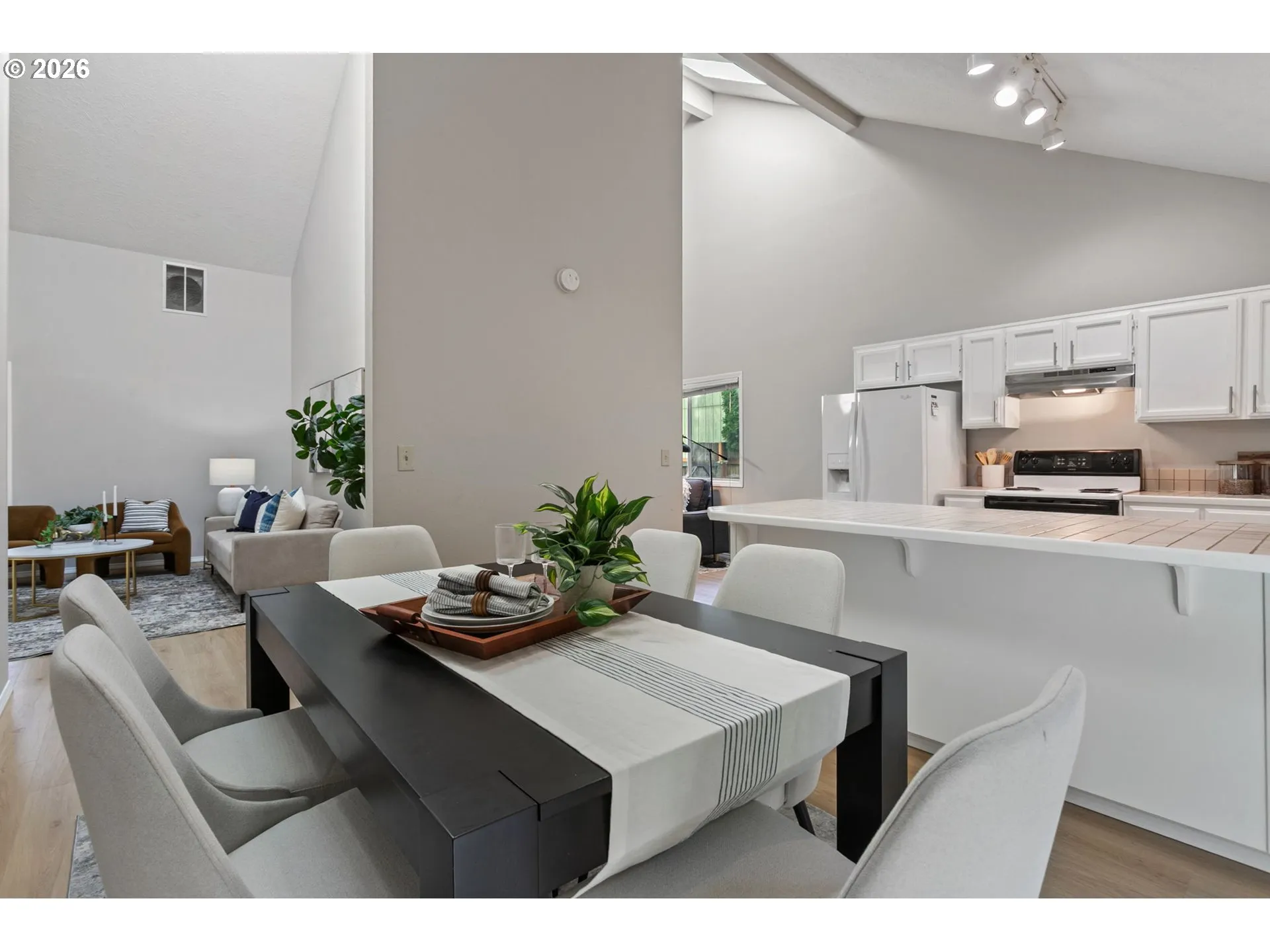 Dining Area-Ceiling Fan