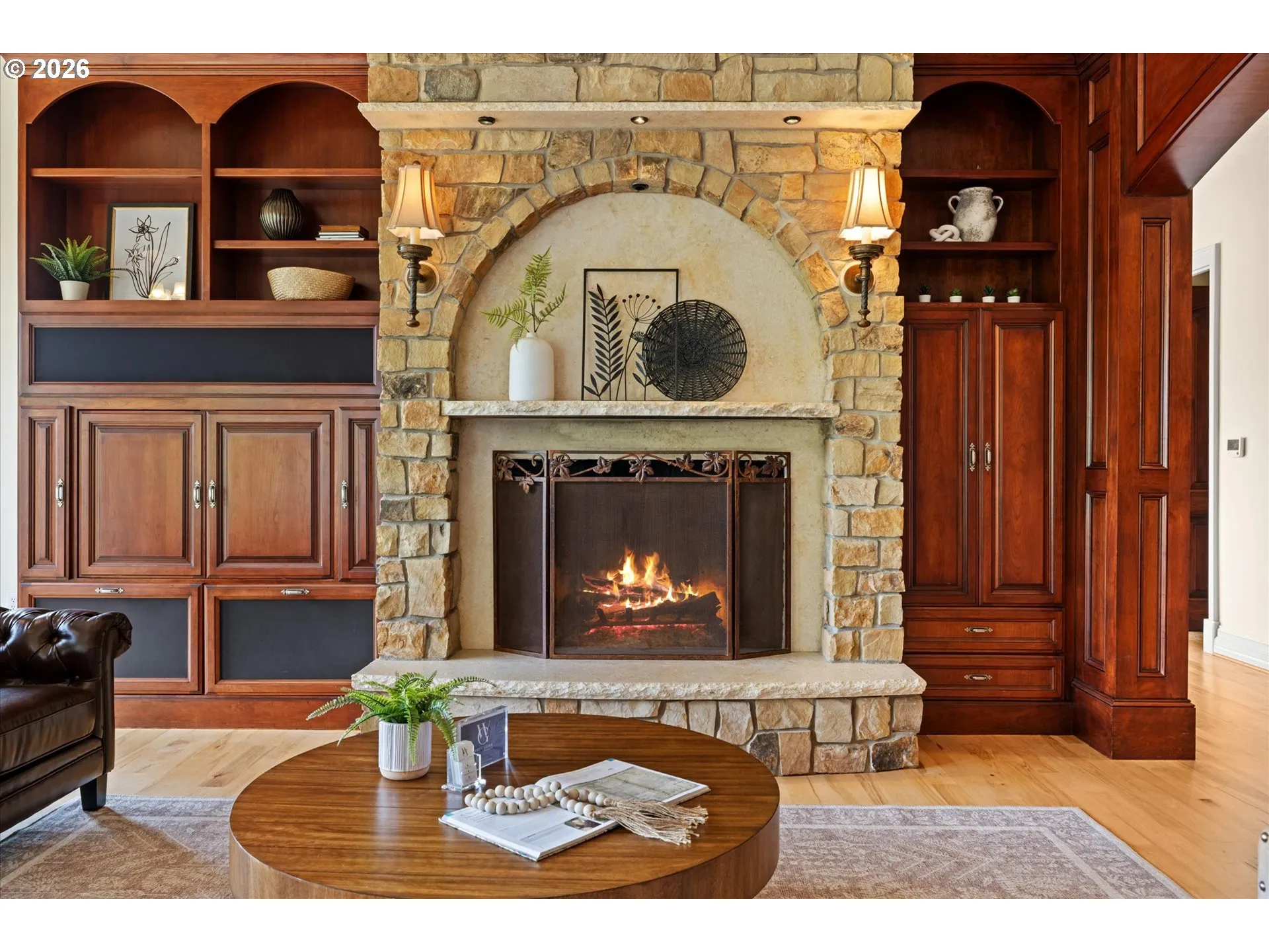 Living Room-Fireplace