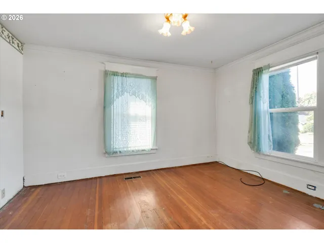 Bedroom-Main