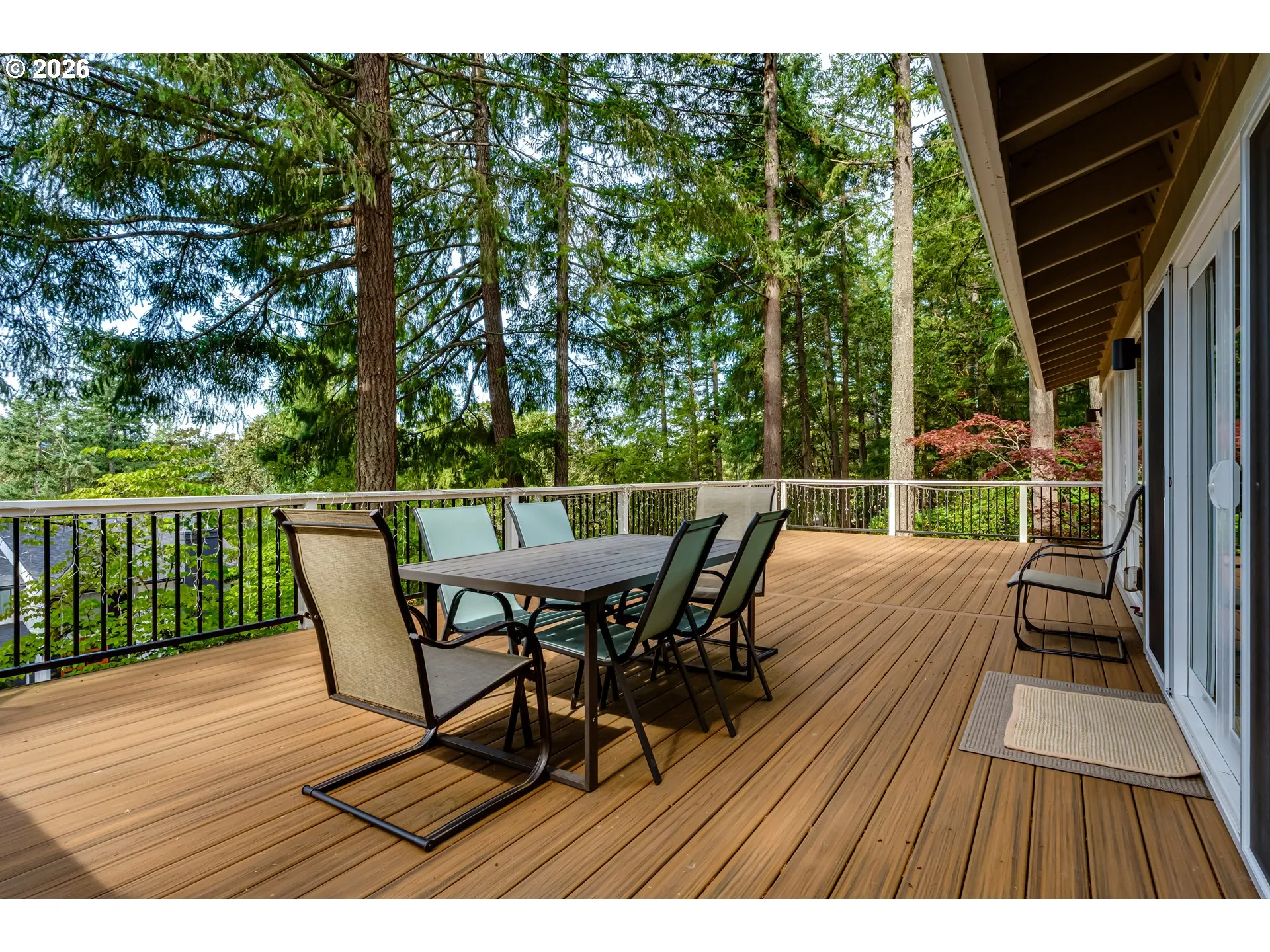 Deck-Upper