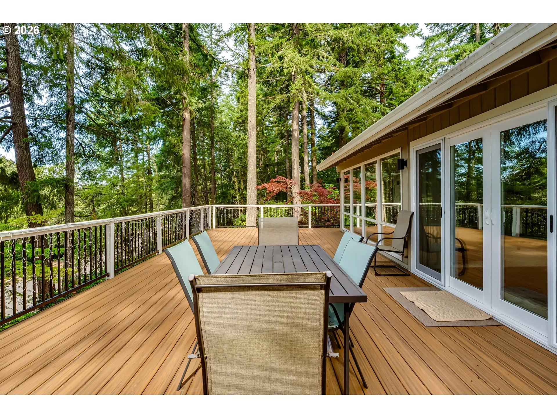 Deck-Upper
