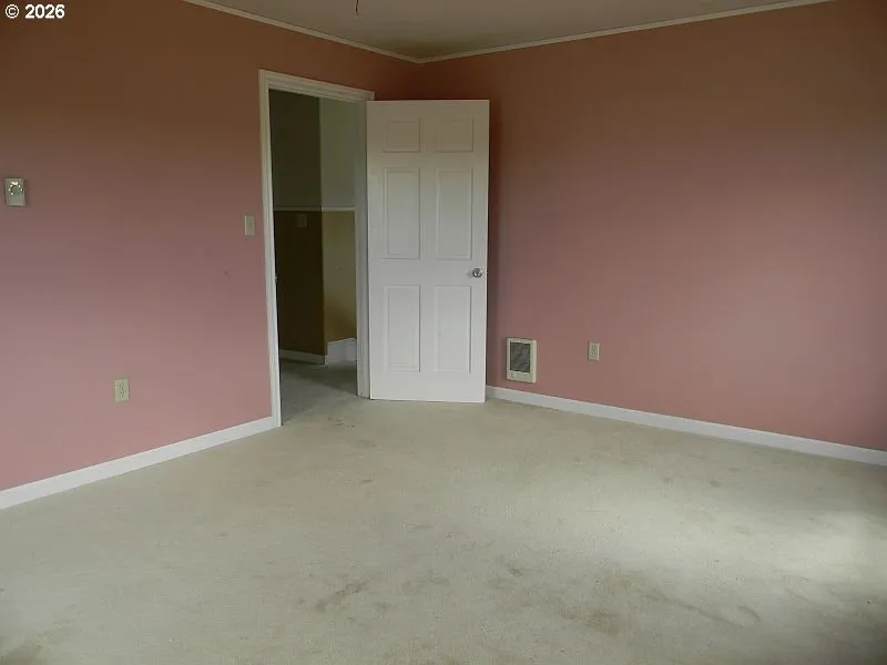 Bedroom-#2 Upper