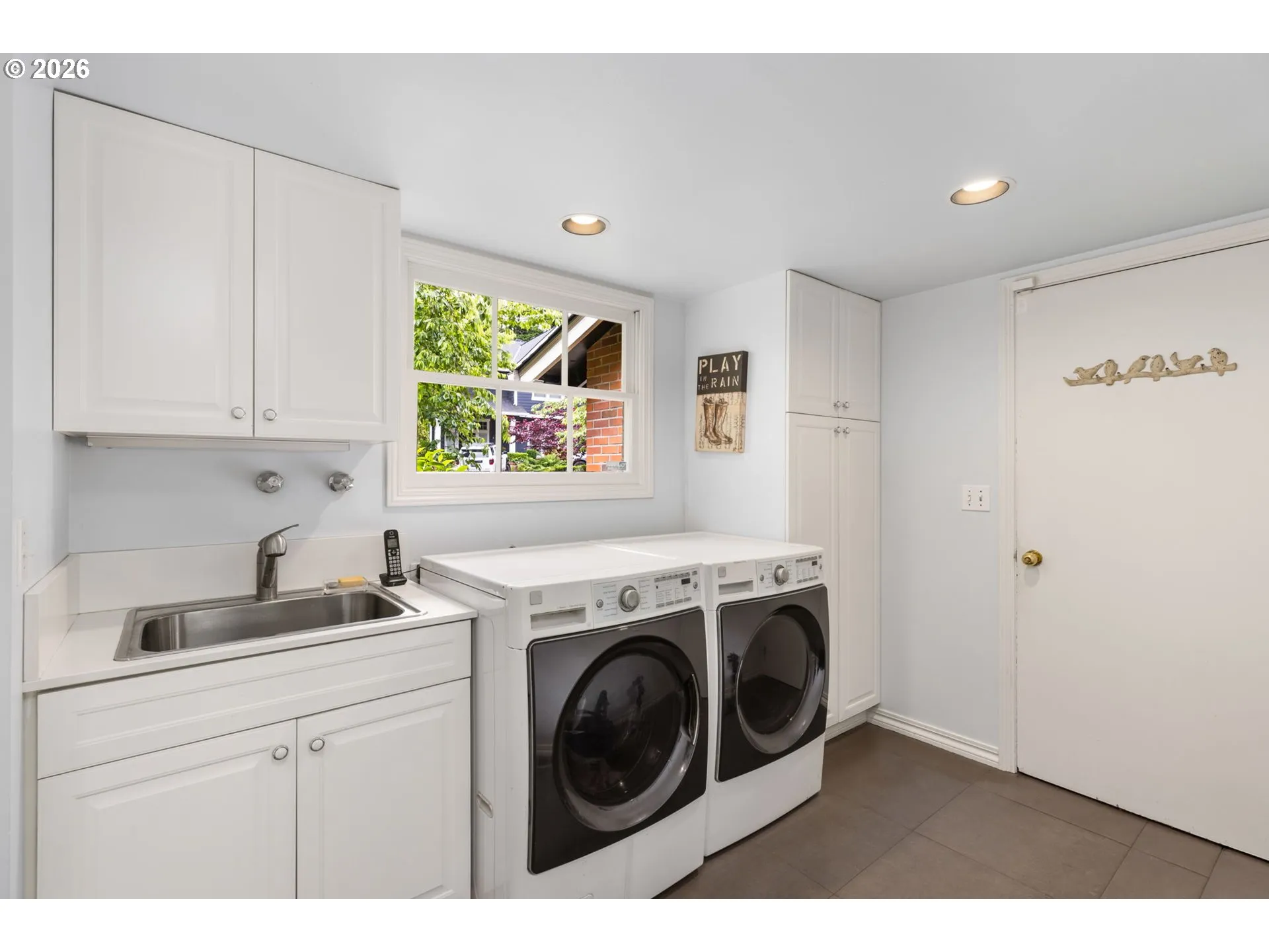 Laundry-Main