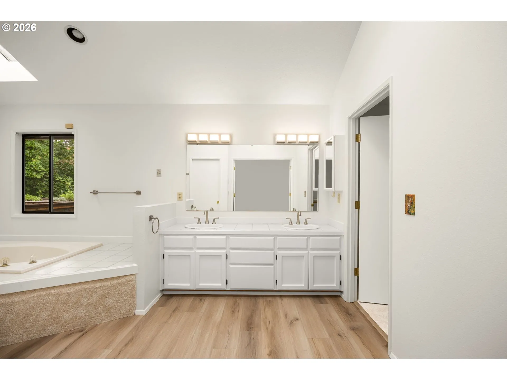 En Suite Bathroom