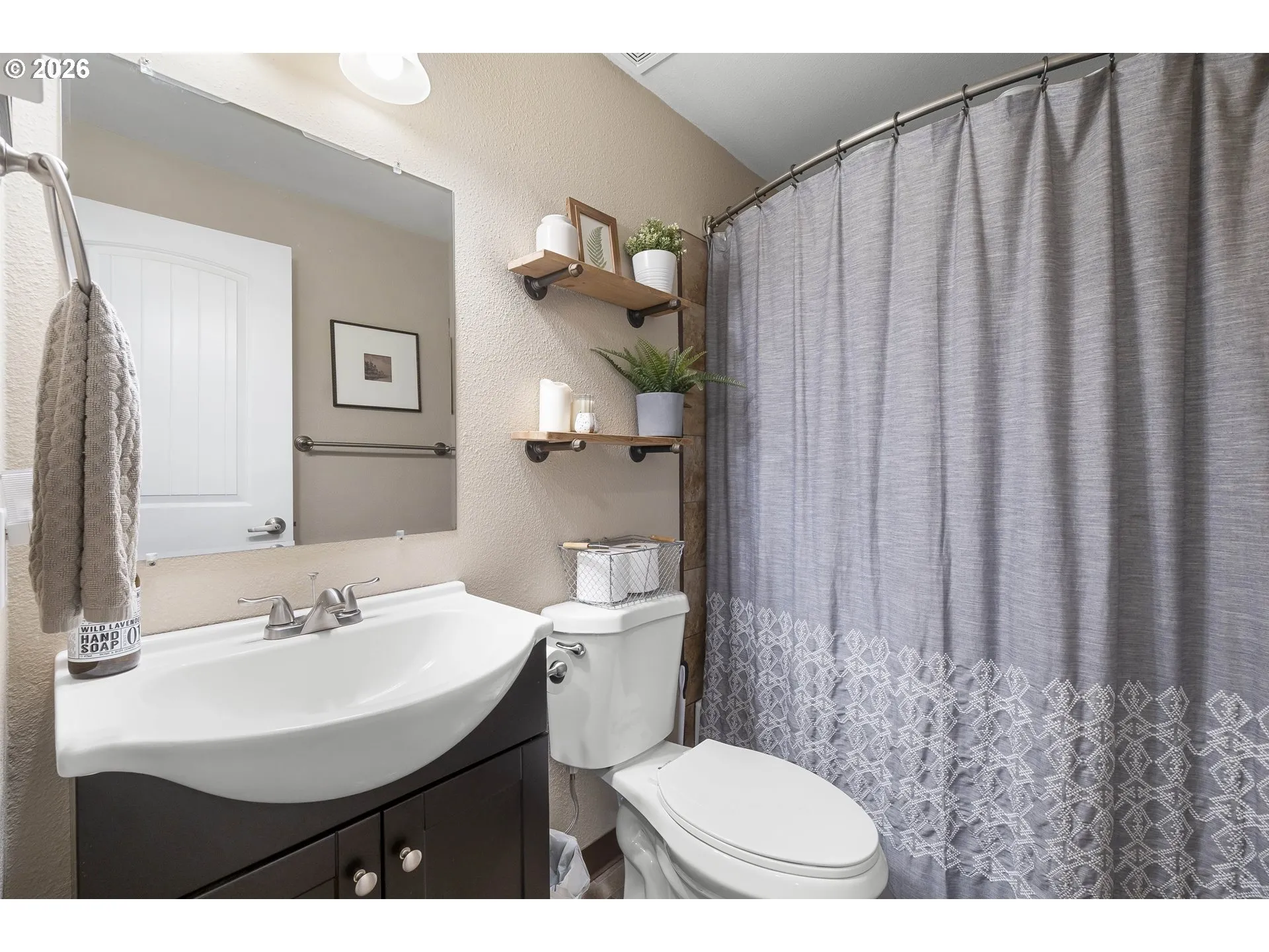 Bathroom-Hall