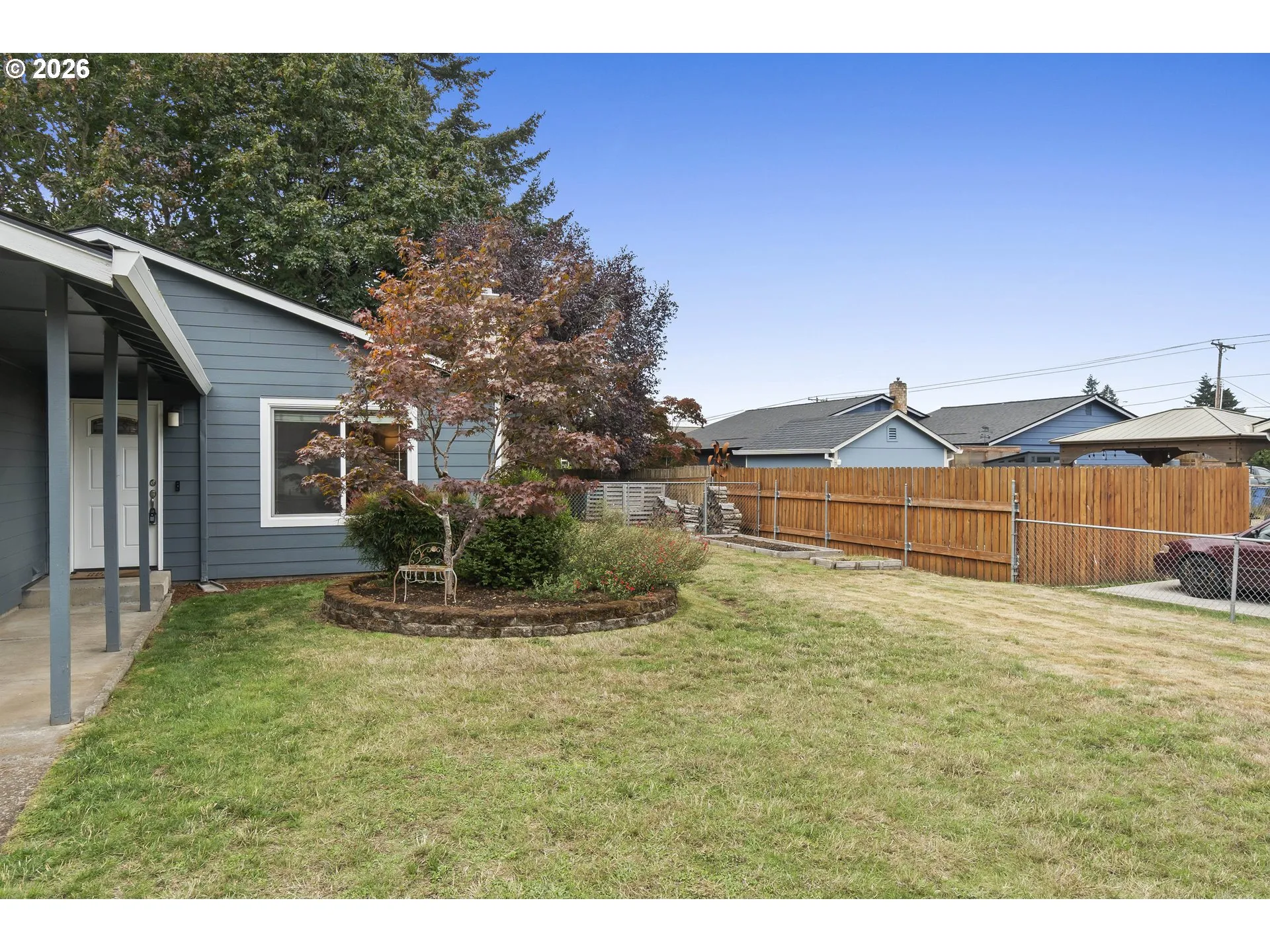 Yard-Front