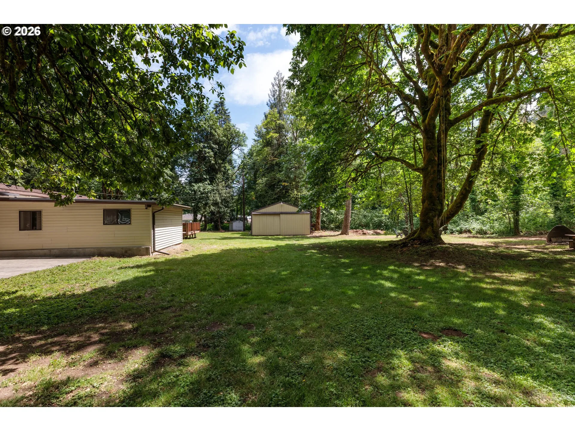 Yard-Back