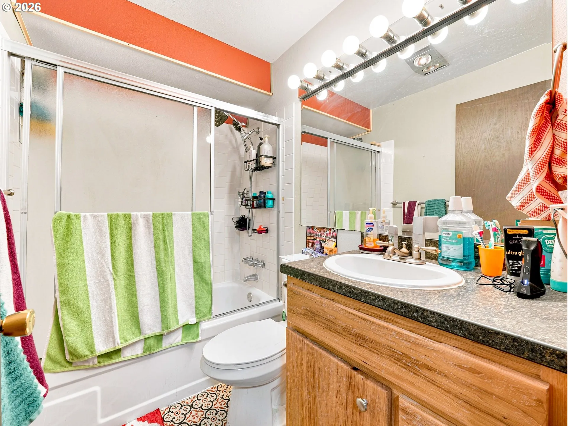 Bathroom-Upper