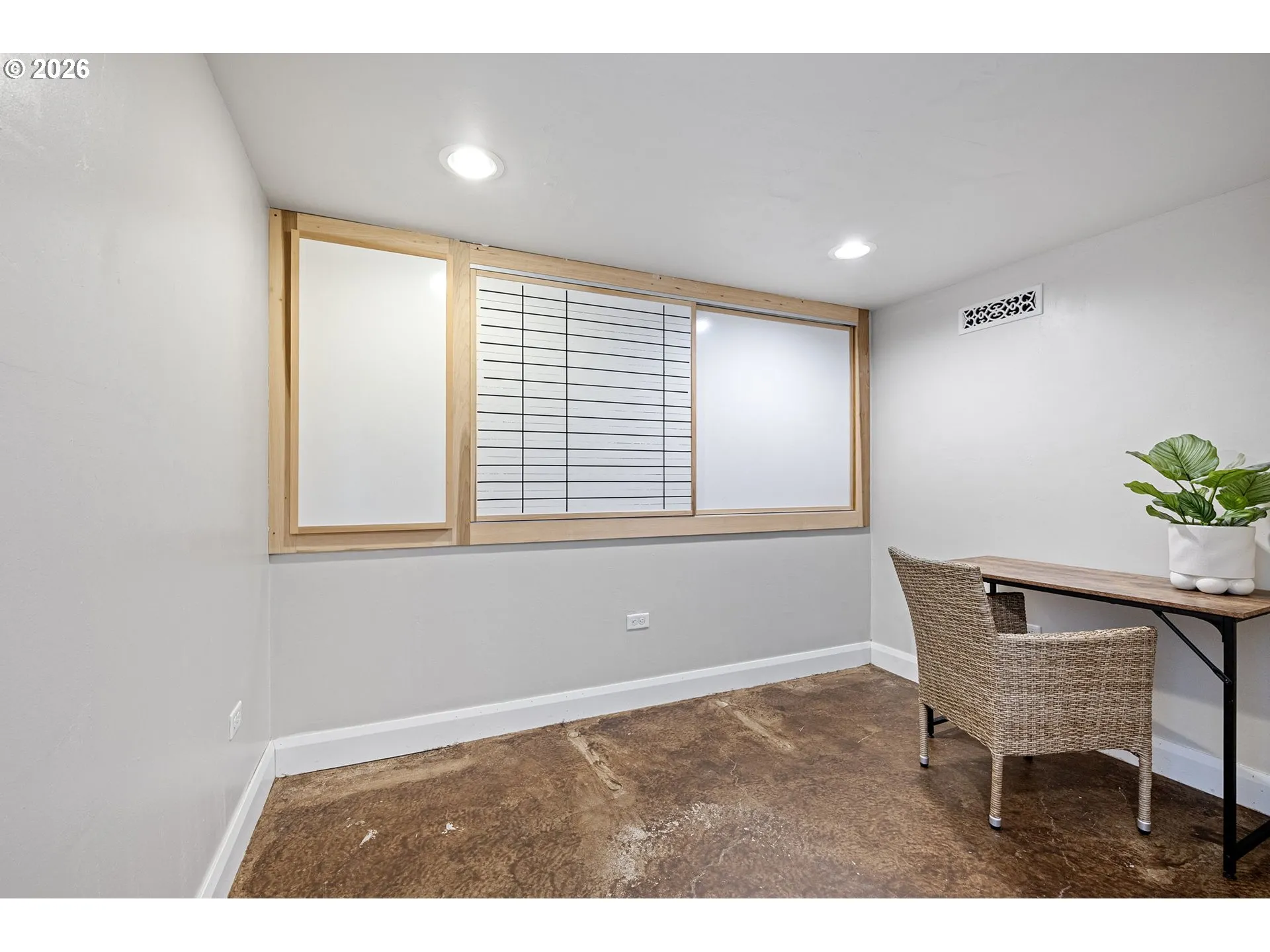 Den/Office-Lower