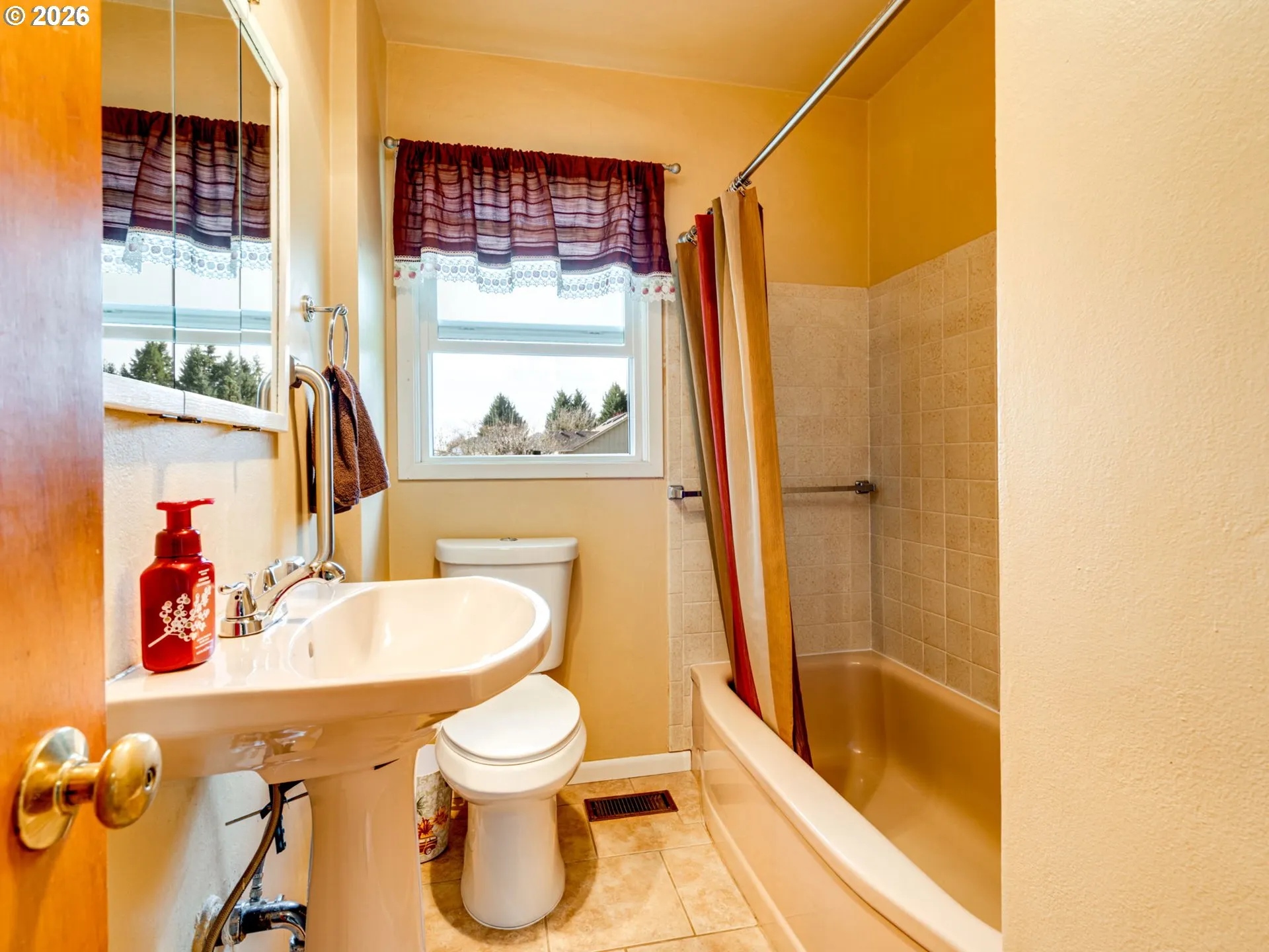 Bathroom-Hall