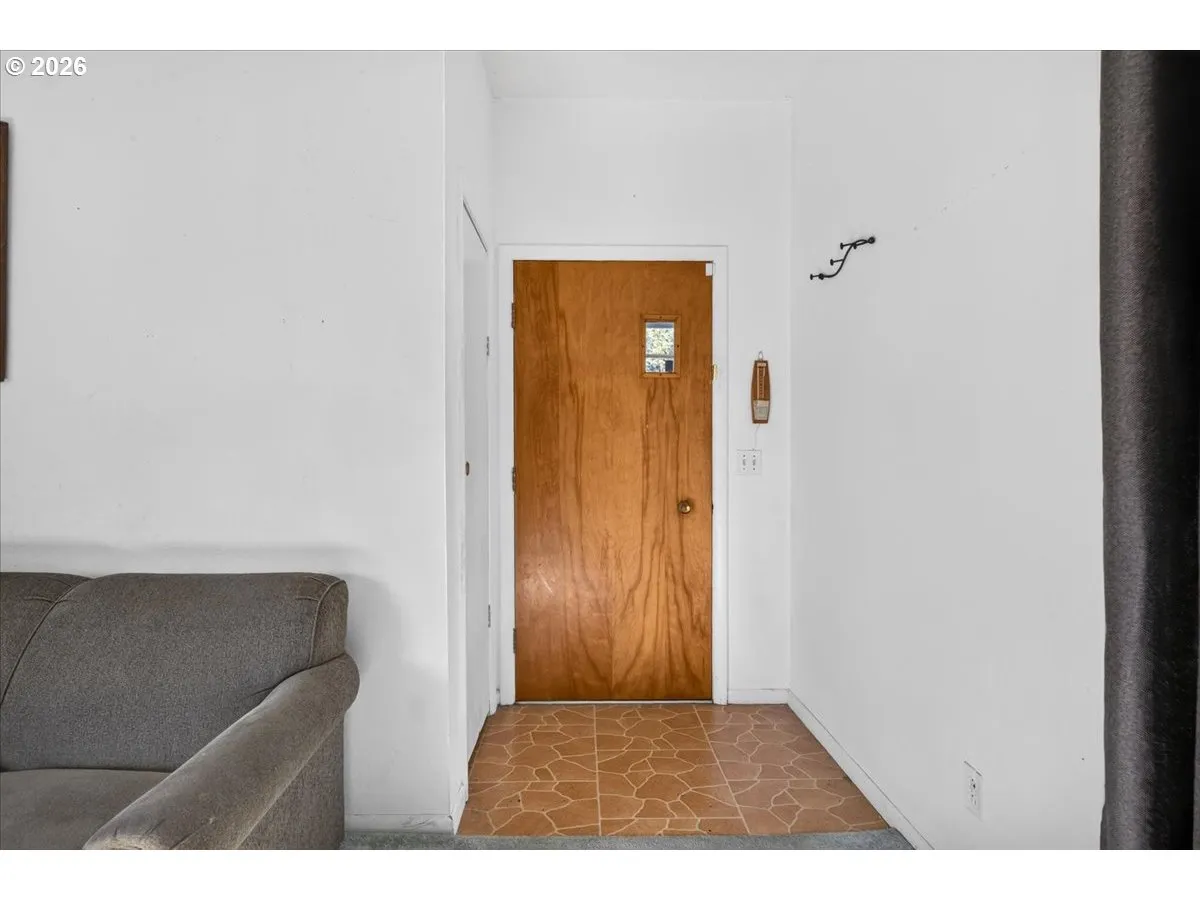 Entrance/Foyer