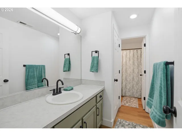 Bathroom-Double Sinks