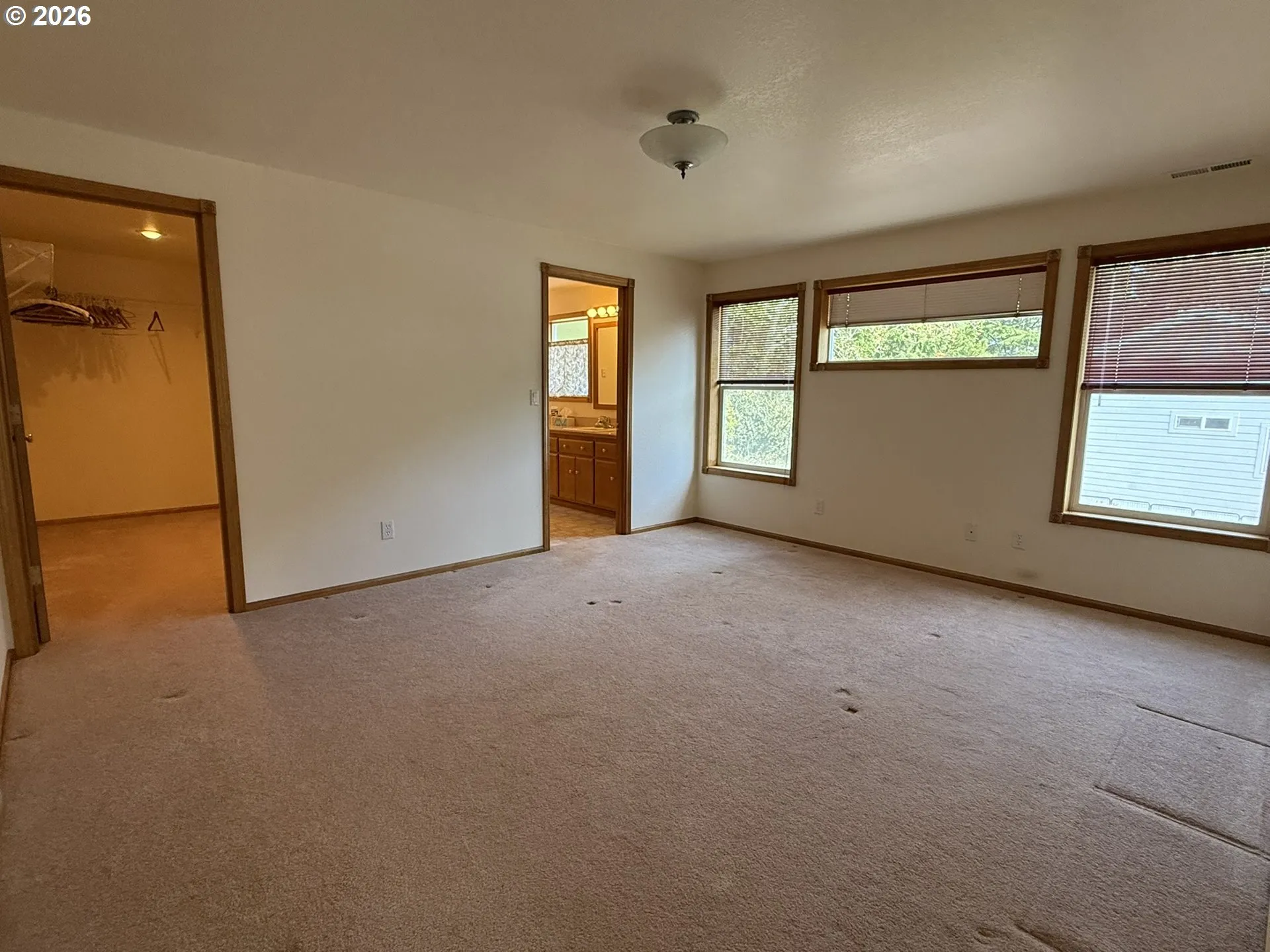 Bedroom, Primary