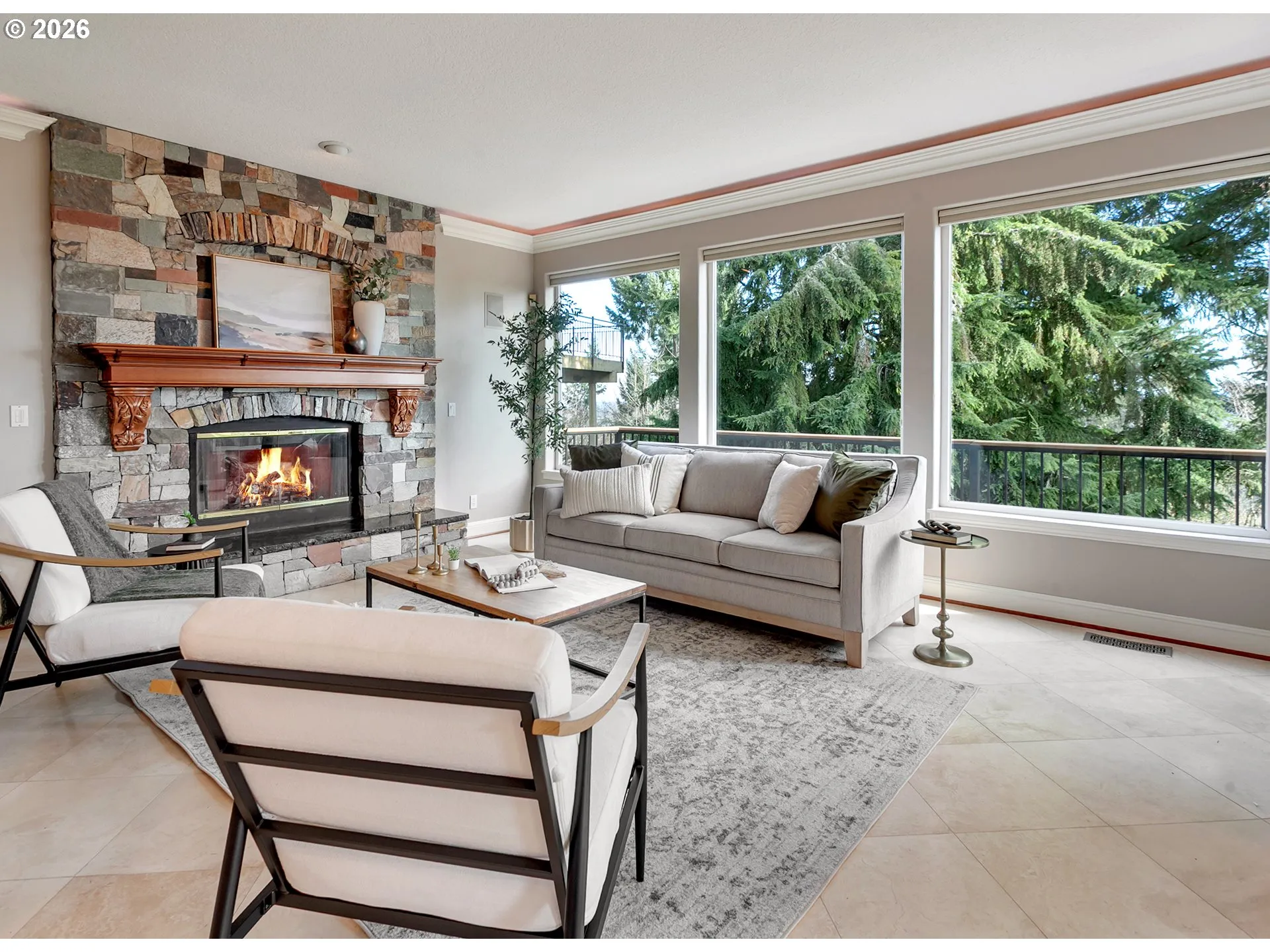 Living Room-Fireplace