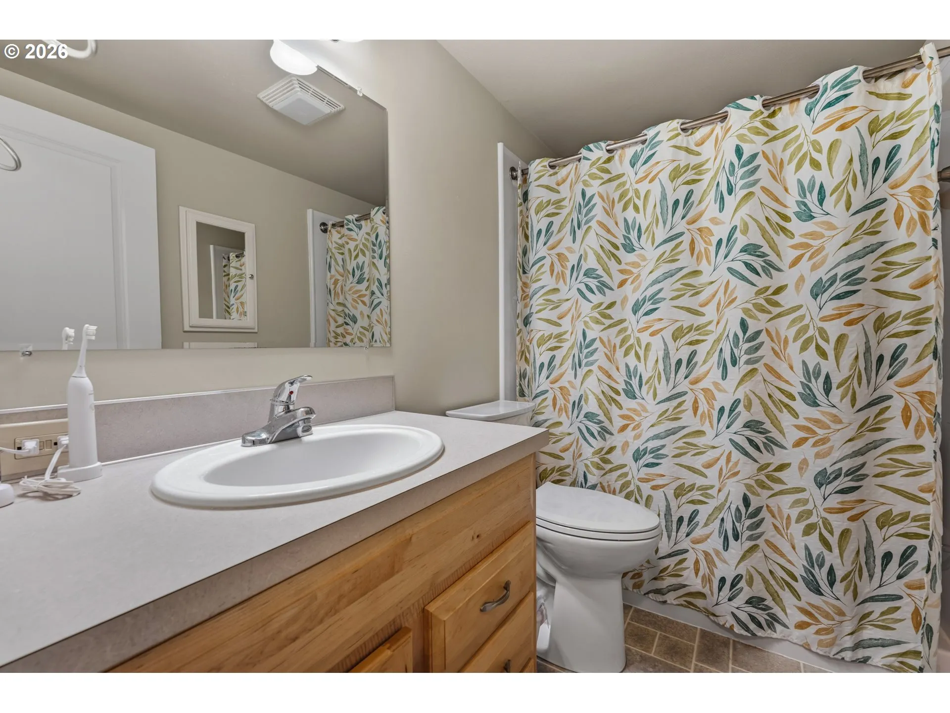 Bathroom-Walk in Shower