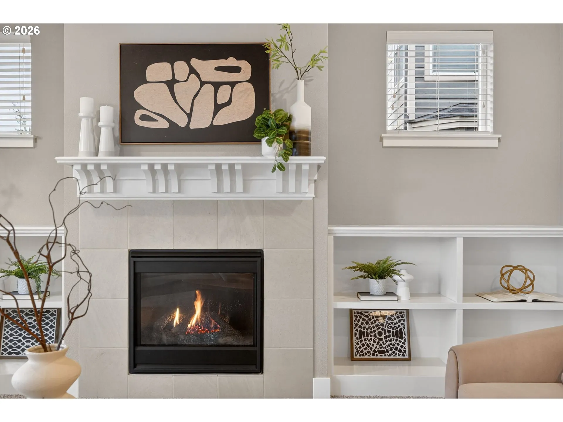 Living Room-Fireplace
