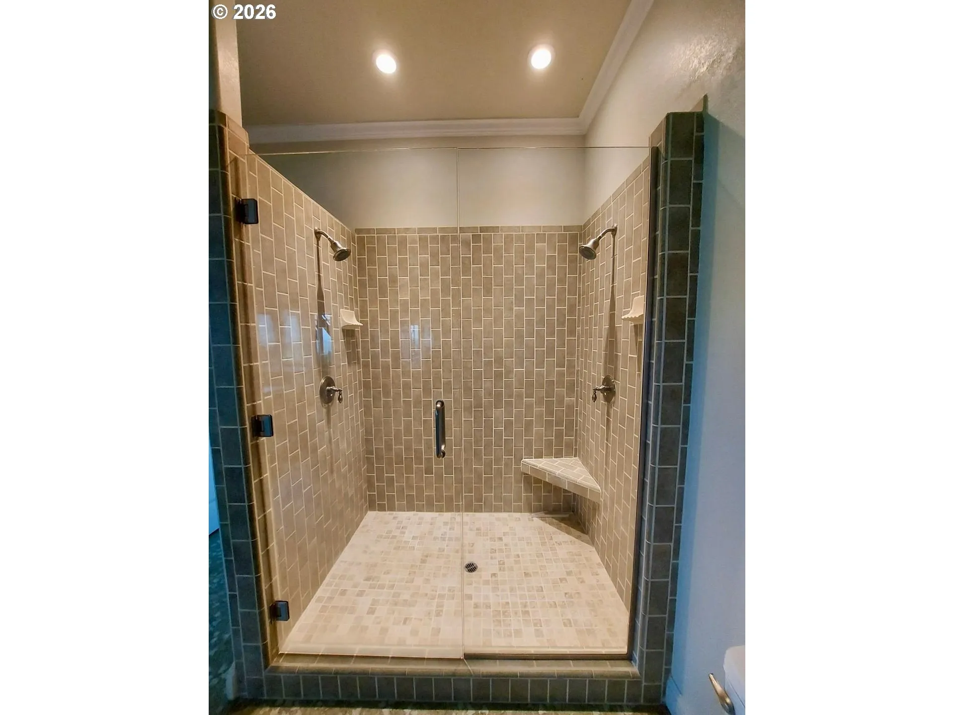 Bathroom-Walk in Shower
