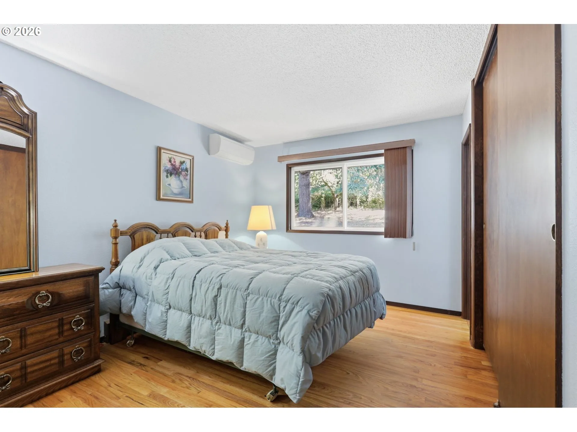 Bedroom, Primary