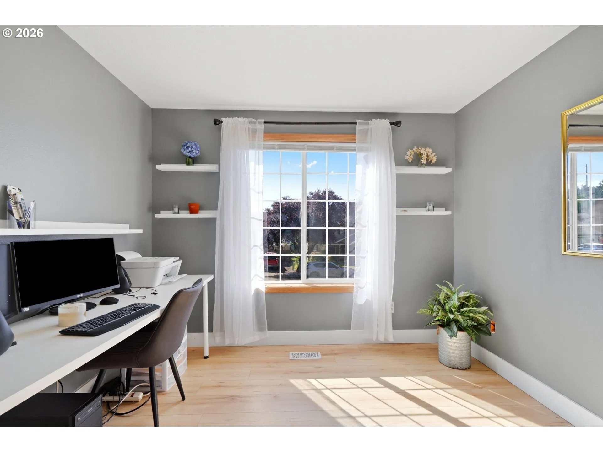 Den/Office-Main