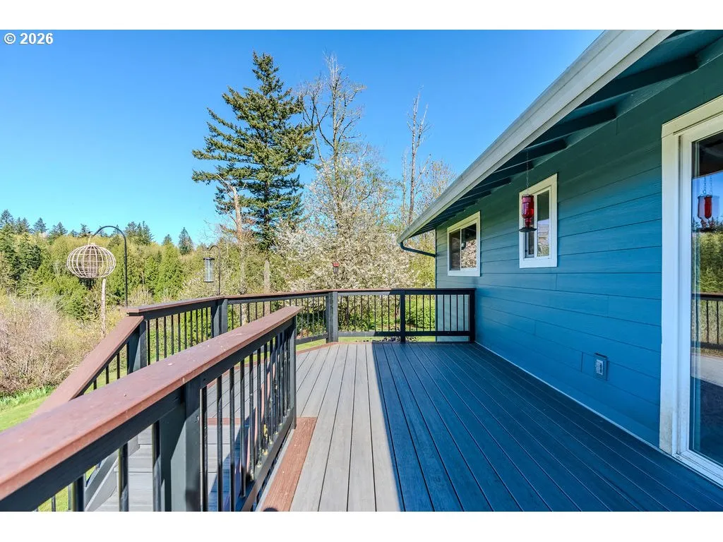 Deck-Upper