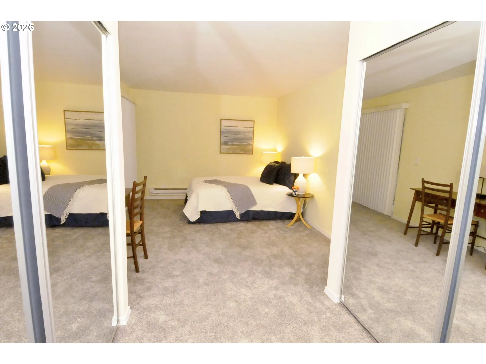 Bedroom, Primary