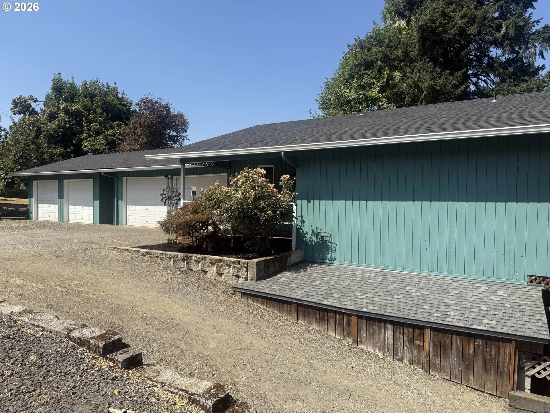 Driveway-Gated