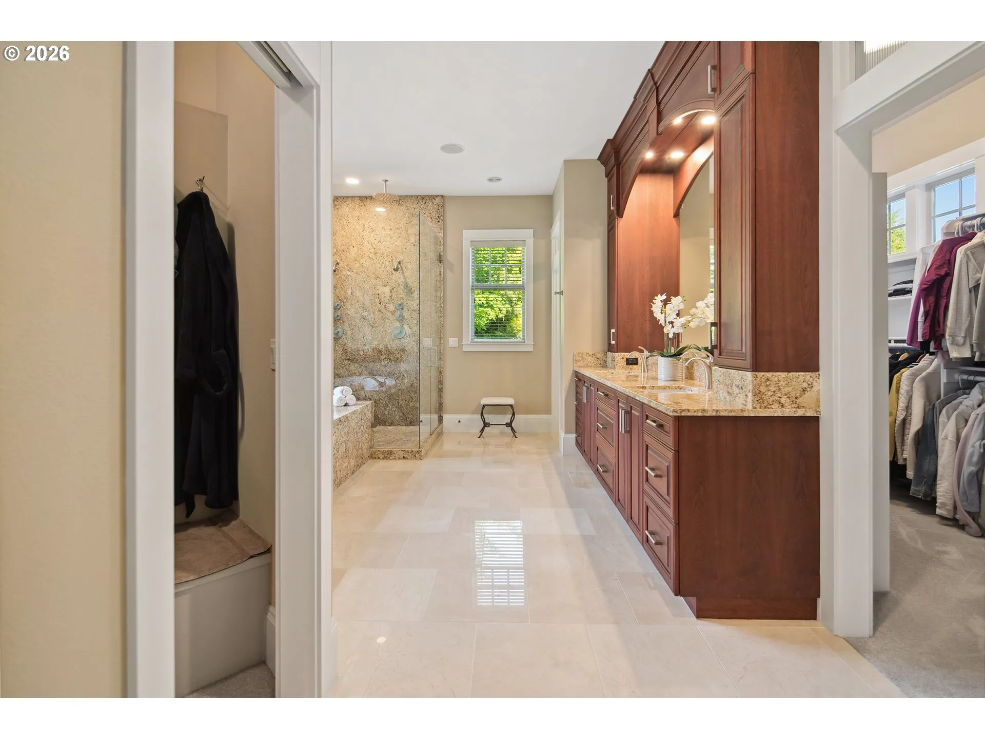 Owner's Suite Bathroom-Full Bathroom