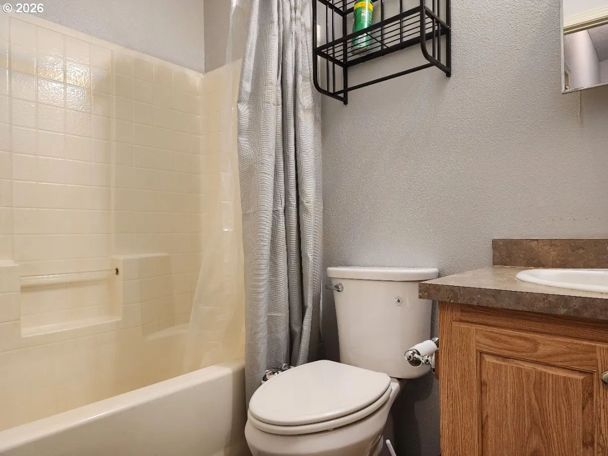 Bathroom-Hall