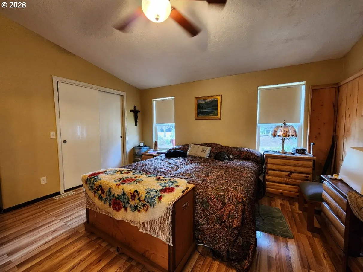 Bedroom, Primary-Main