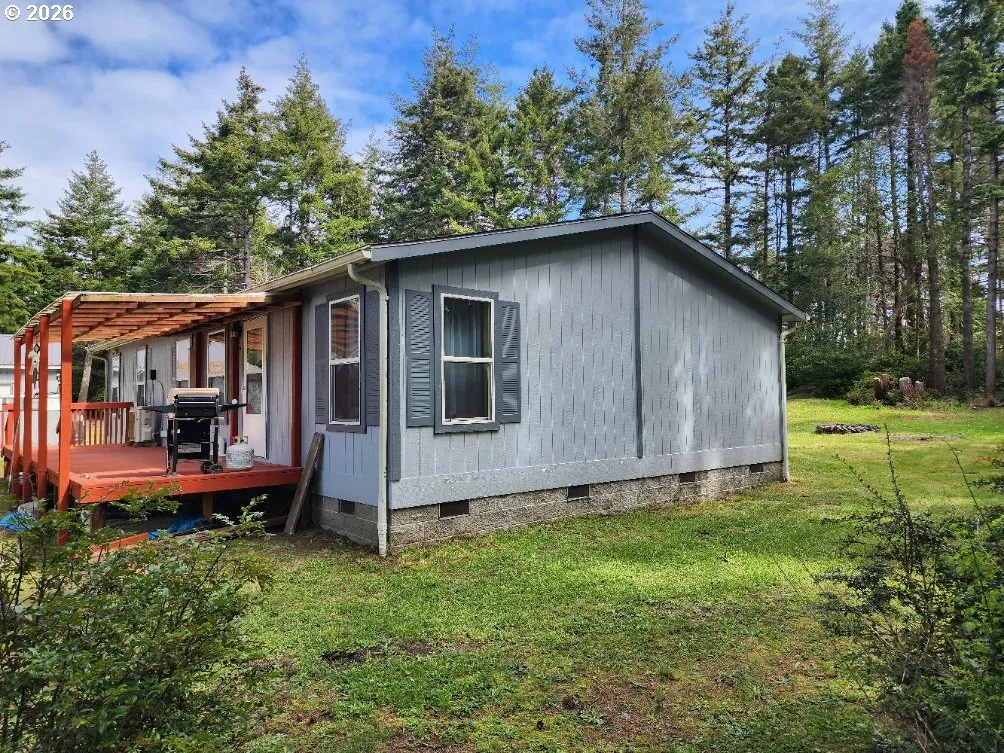 Exterior-SW Facing