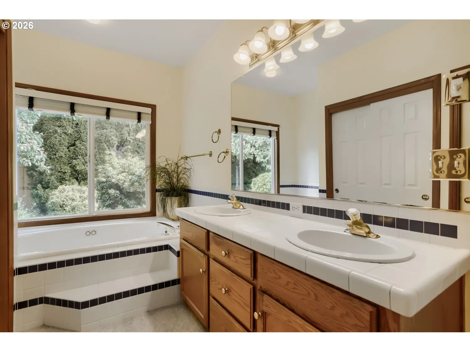 Bathroom-Garden Tub