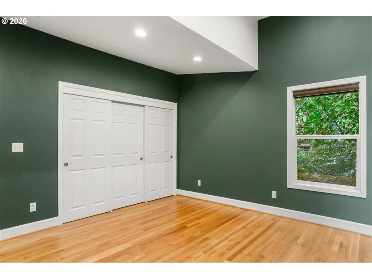 Bedroom-Main