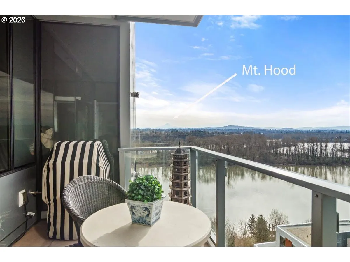 Balcony-SE Facing