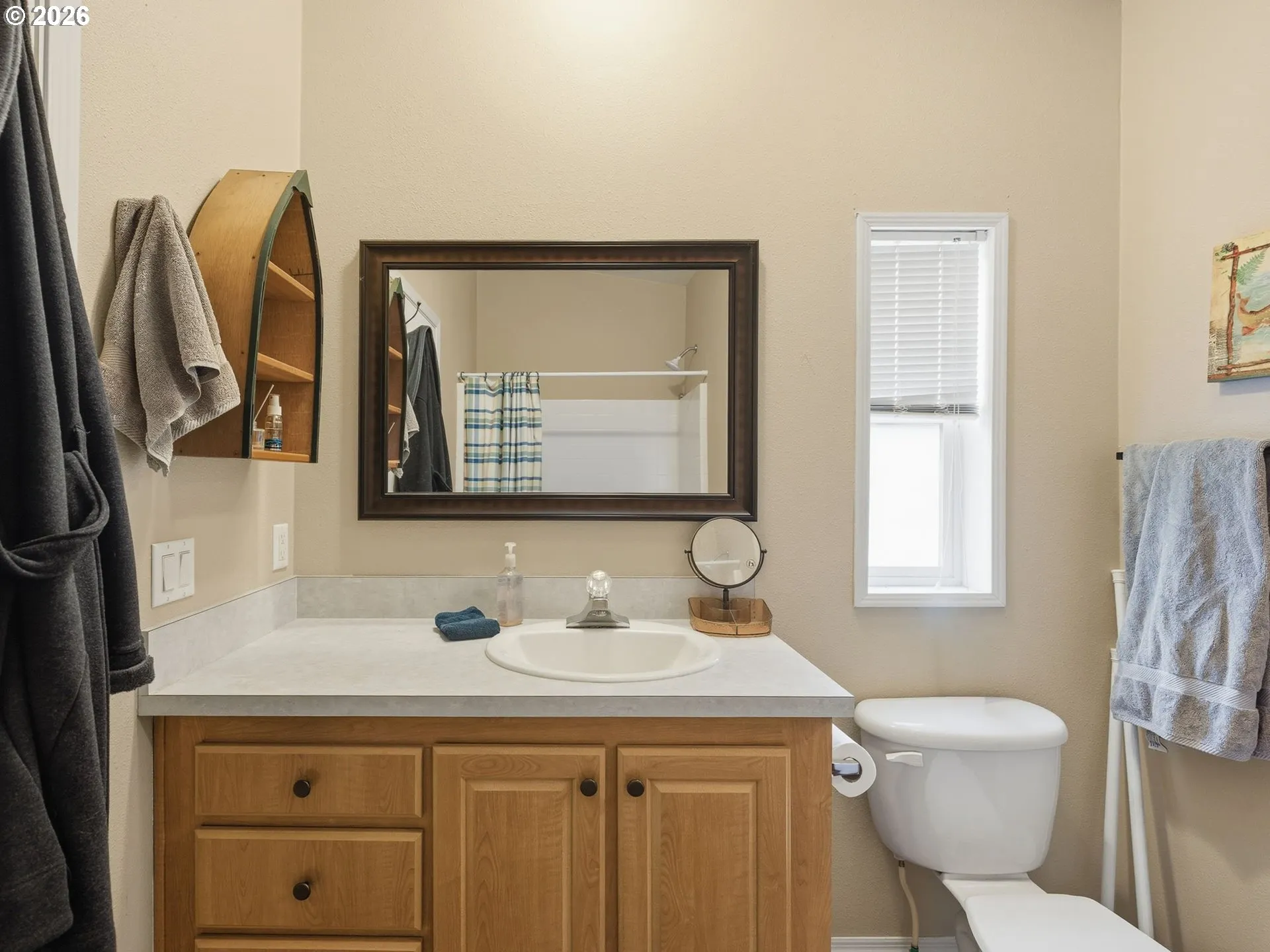 Primary Bedroom-Attached Bathroom