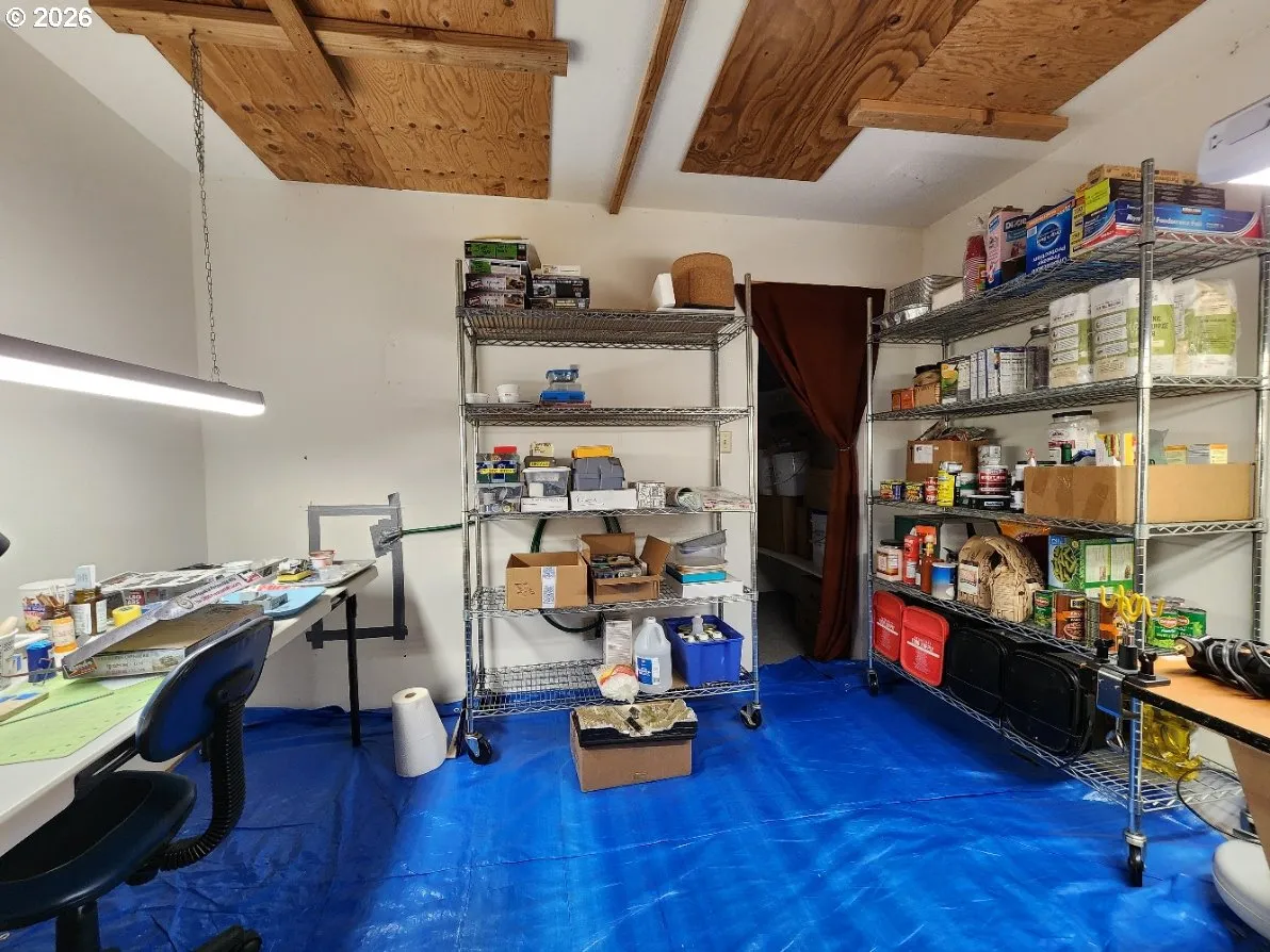 Upstairs Unit