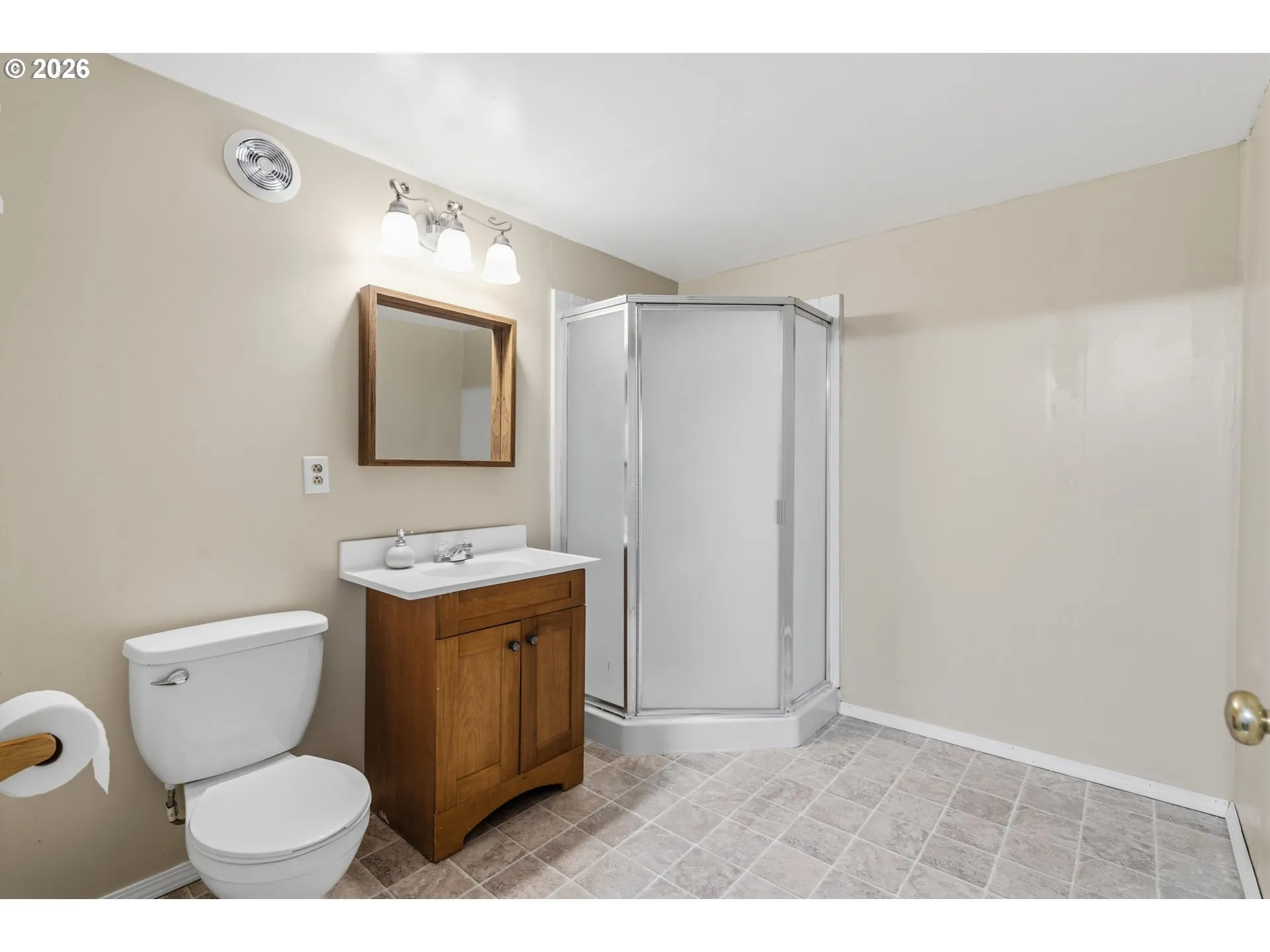 Bathroom-Walk in Shower