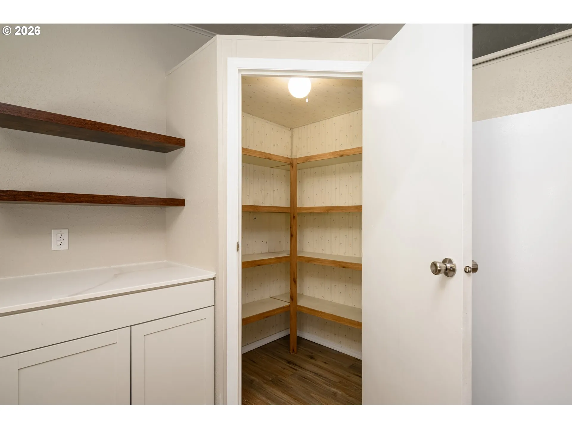Pantry-Main