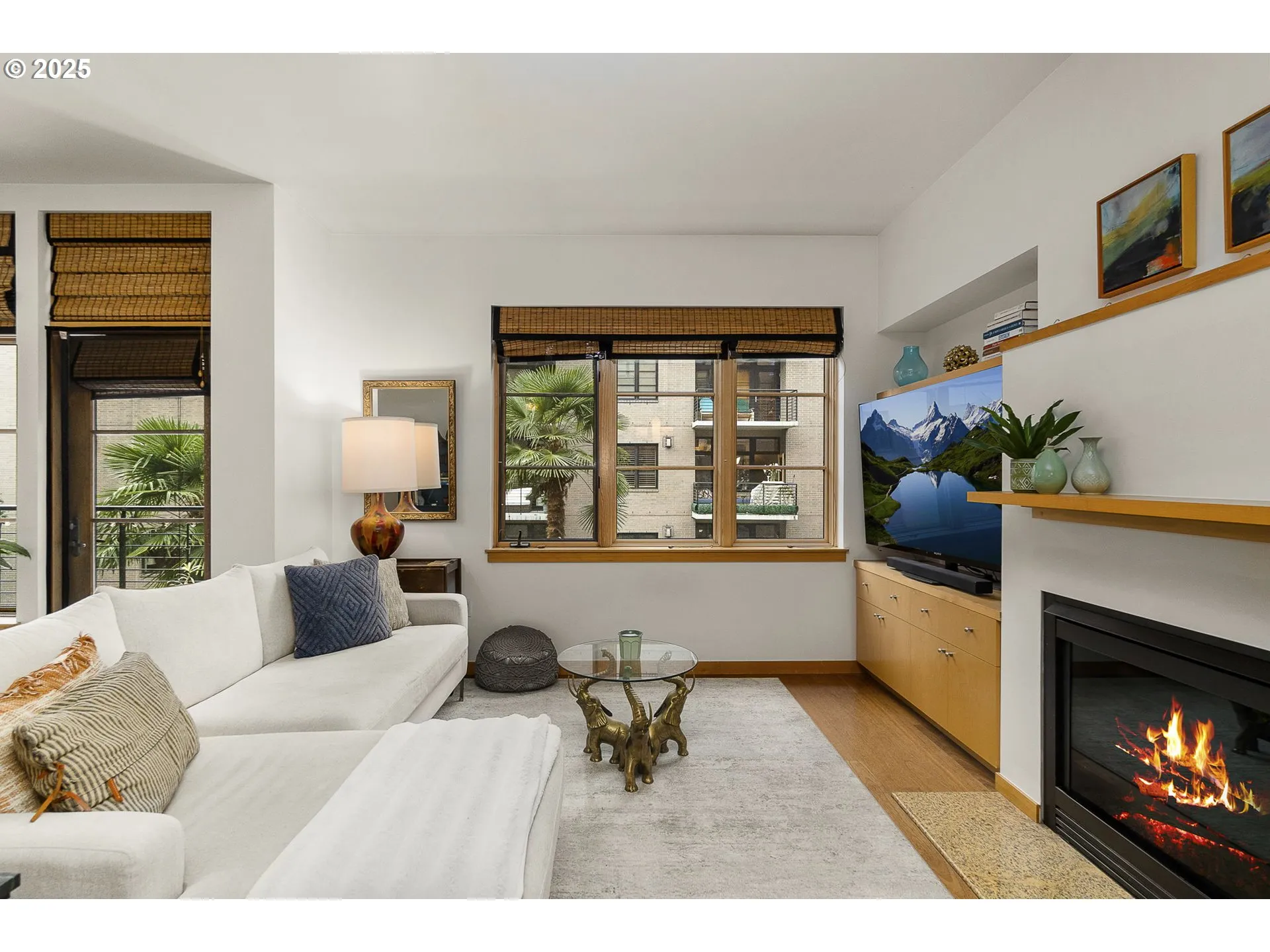 Living Room-Fireplace